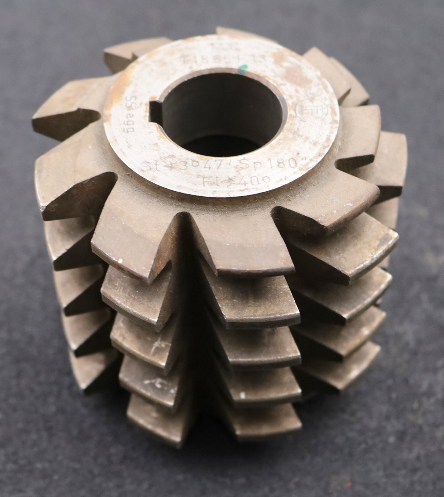Bild des Artikels Zahnrad-Wälzfräser-gear-hob-m=6,0mm-20°-EGW-Ø104x100xØ32mm-mit-LKN-1gg.-Rechts