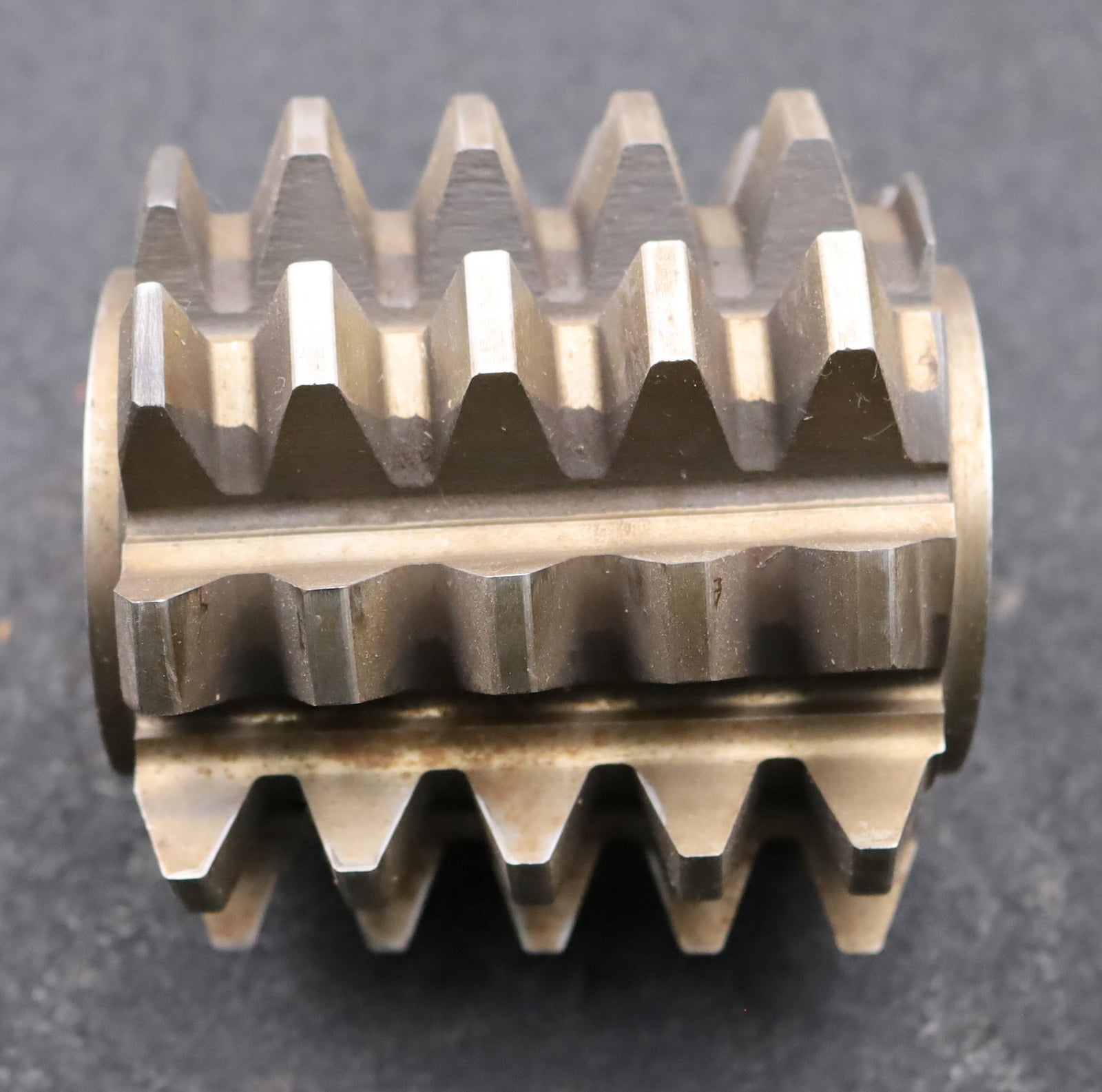 Bild des Artikels Zahnrad-Wälzfräser-gear-hob-m=6,0mm-20°-EGW-Ø103x100xØ32mm-mit-LKN-1gg.-Rechts