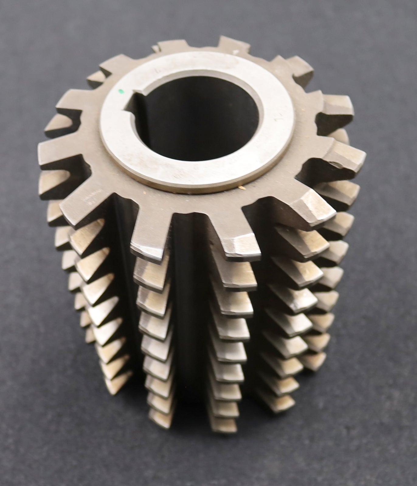 PWS Zahnrad-Wälzfräser m= 6,0mm BPII DIN 3972 20°EGW Ø138x172xØ40mm LKN
