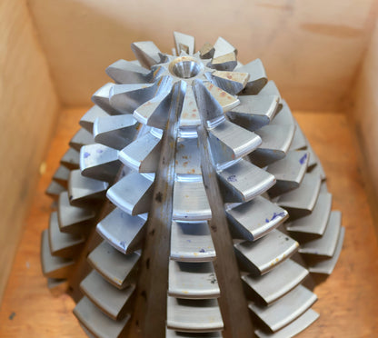 KLINGELNBERG Palloid-Wälzfräser m= 6,0 20° EGW Zahnform I 1-gg. Rechts Rest 75%