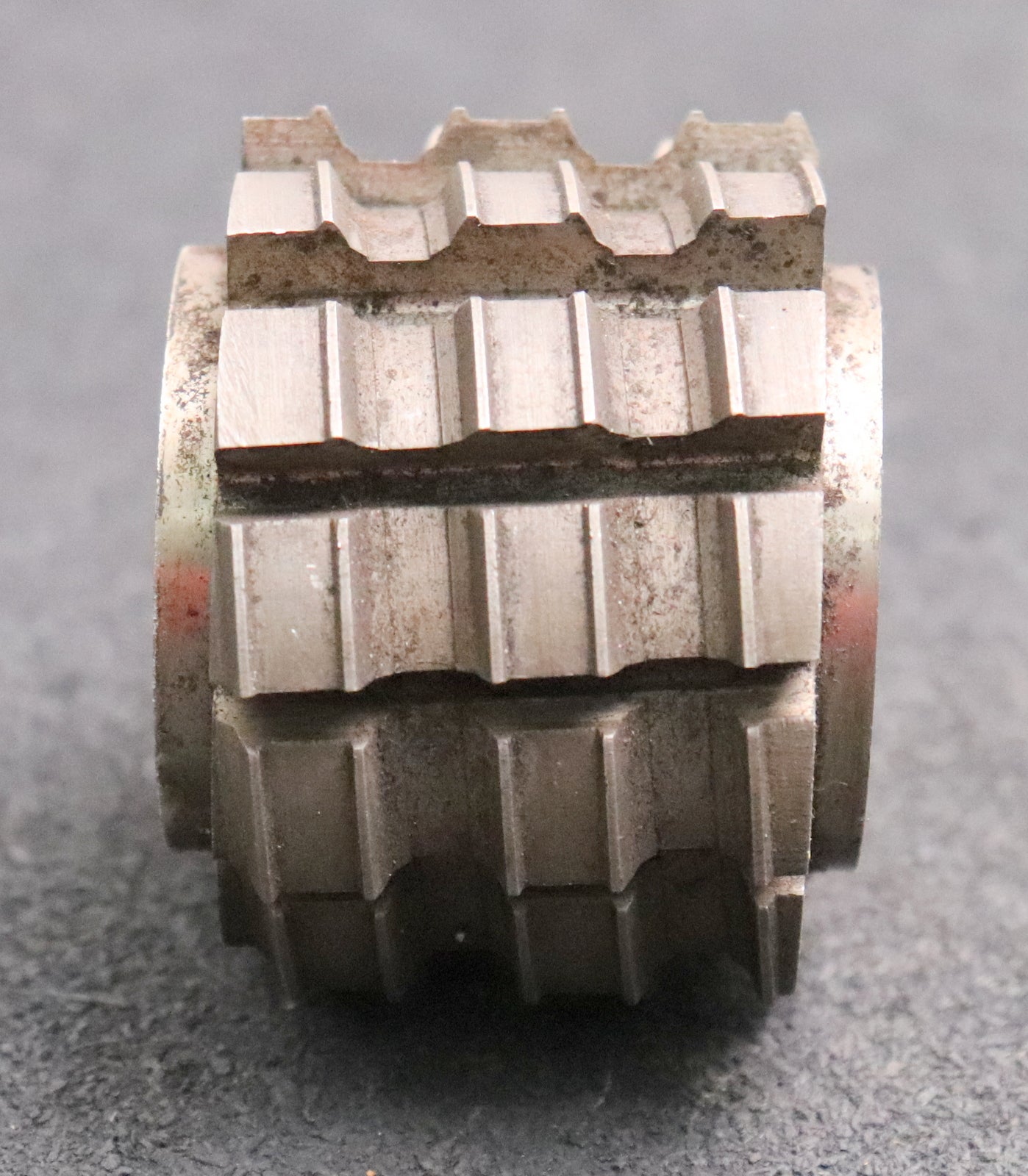 Bild des Artikels Keilwellenwälzfräser-6-Keile--26,3x30x6,2-mit-Höcker-Fertigfräser-Ø49x55xØ27mm