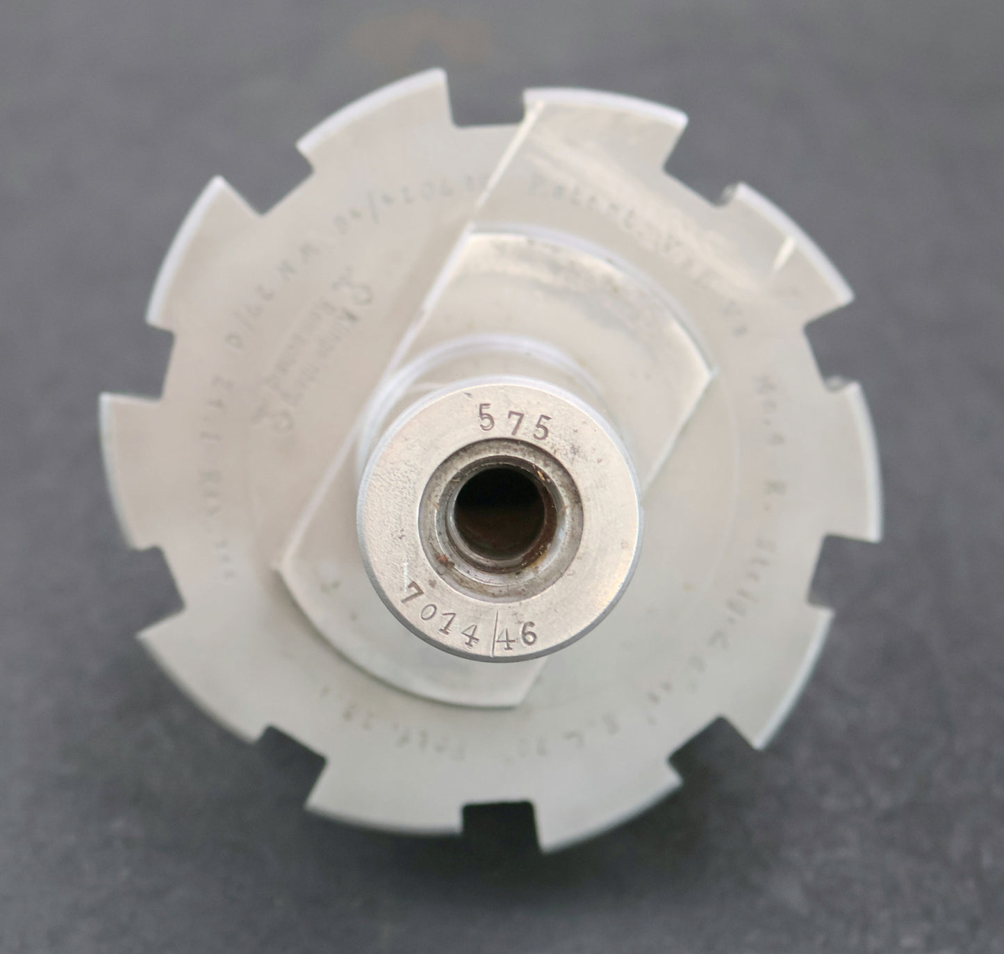 KLINGELNBERG Palloid-Wälzfräser m= 6,0 20° EGW Zahnform I Rest 75% 1-gg. Re.