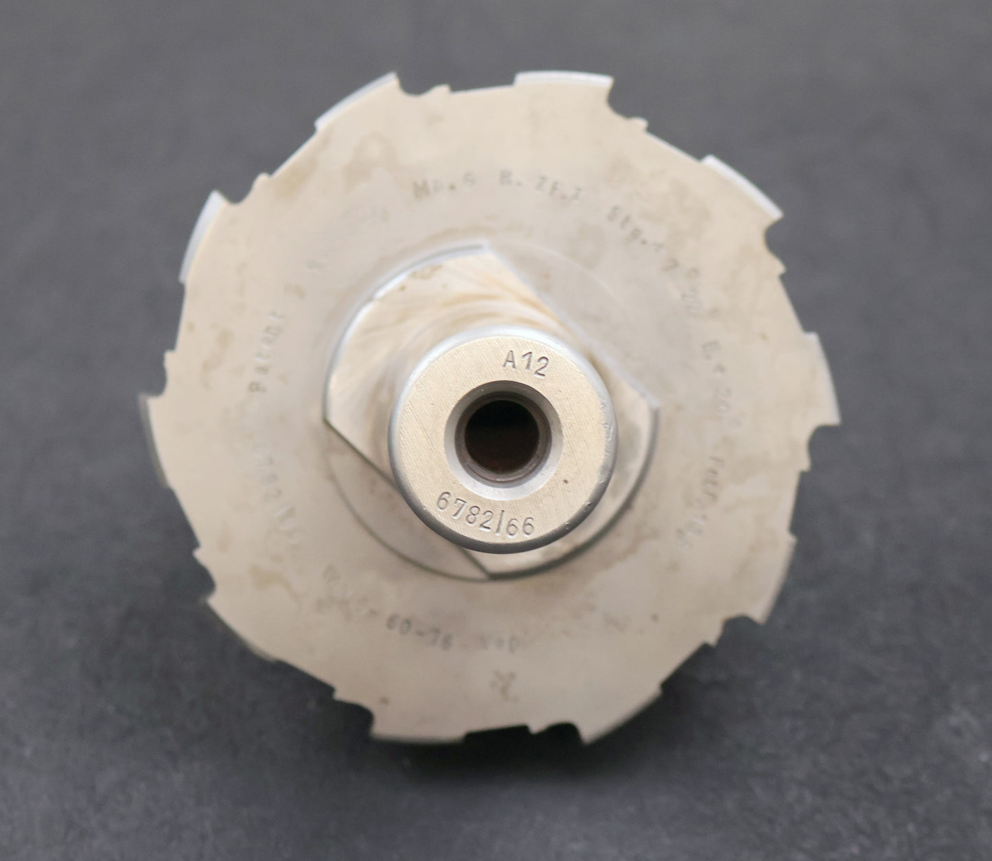 KLINGELNBERG Palloid-Wälzfräser m= 6,0 20° EGW Zahnform I 1-gg. Re. Rest 70%