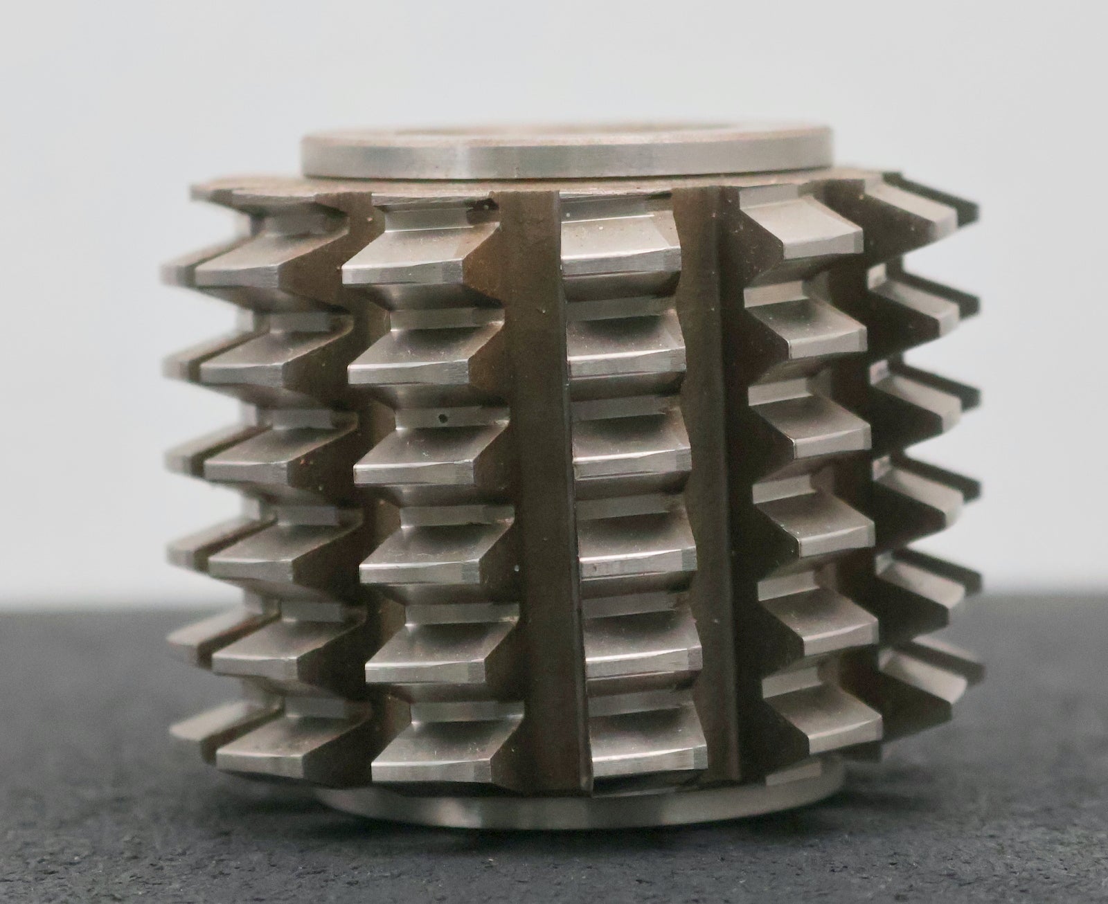 Bild des Artikels PWS-Zahnrad-Wälzfräser-gear-hob-m=-2,5mm-20°-EGW-Ø70x56xØ27mm-mit-LKN-BPII