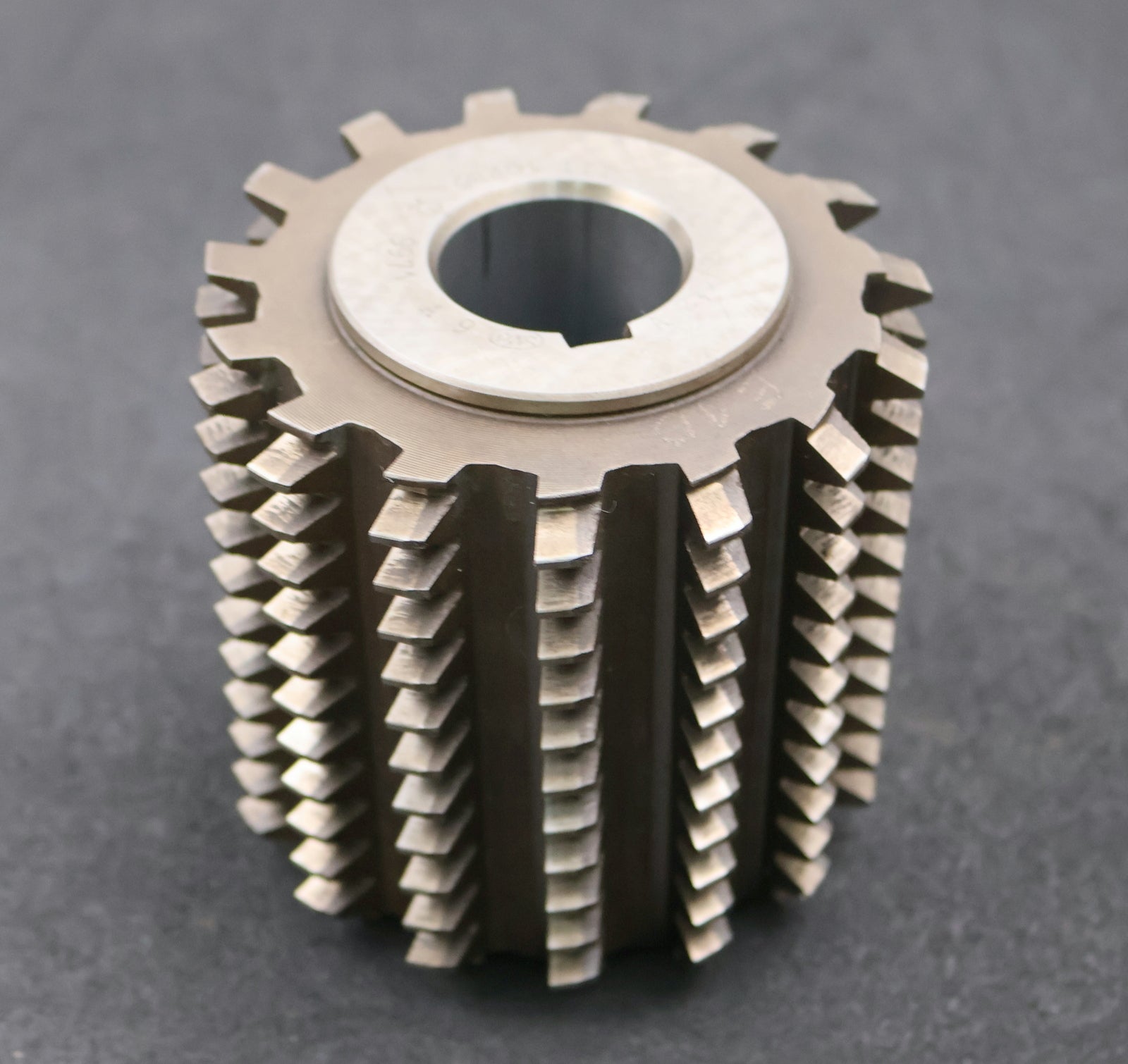 Bild des Artikels PWS-Zahnrad-Wälzfräser-gear-hob-m=-2,5mm-20°-EGW-Ø98x98xØ32mm-mit-LKN-BPIII