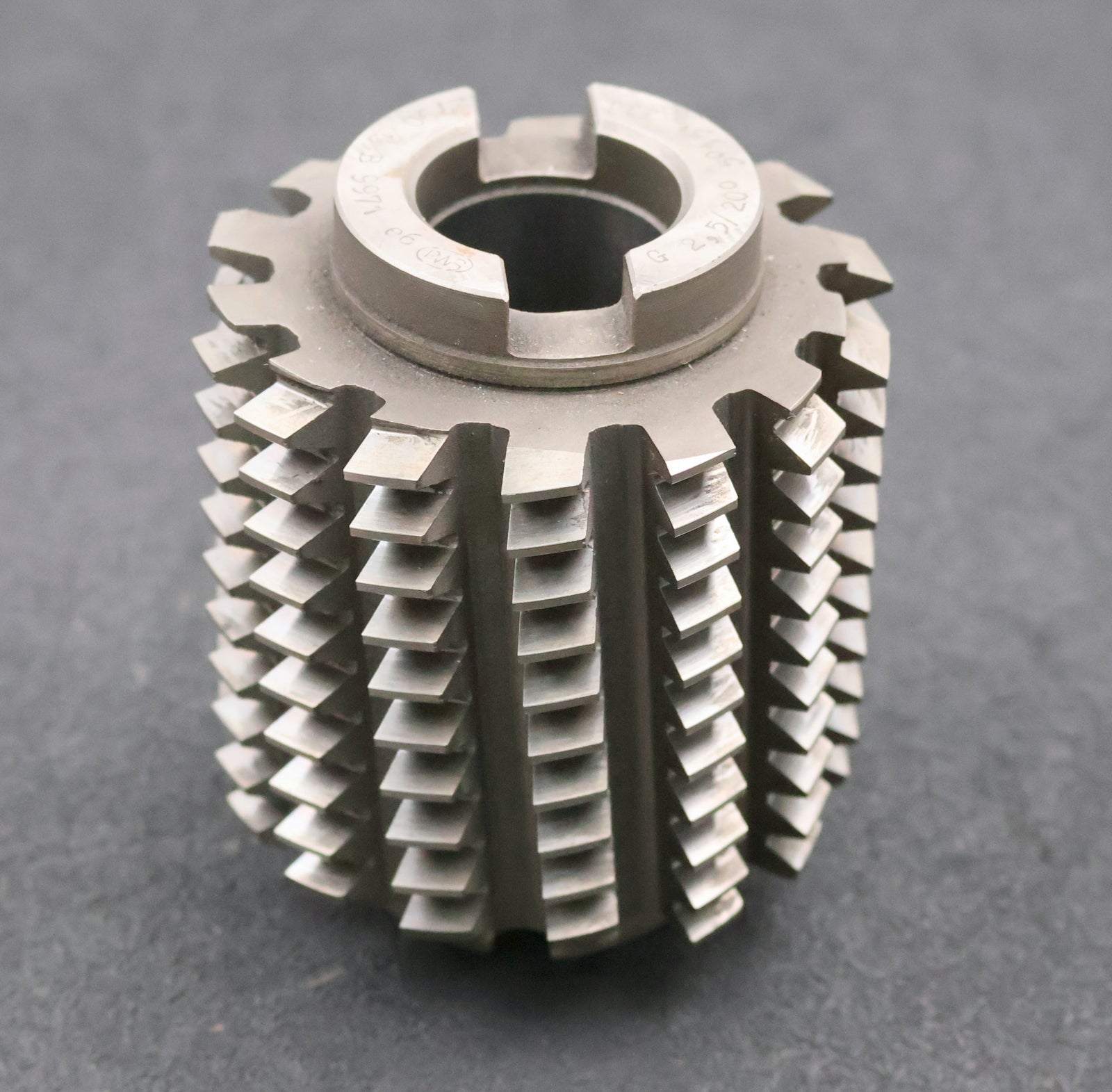 Bild des Artikels PWS-Zahnrad-Wälzfräser-gear-hob-m=-2,5mm-20°-EGW-Ø90x106xØ32mm-3gg.-Rechts