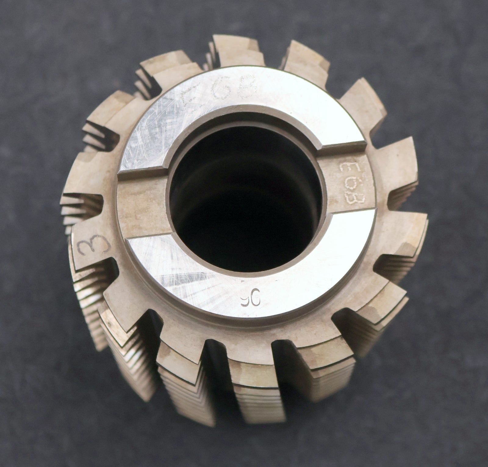 Bild des Artikels PWS-Zahnrad-Wälzfräser-gear-hob-m=-3mm-20°-EGW-Ø100x129xØ40mm-BPIII-2gg.-Re