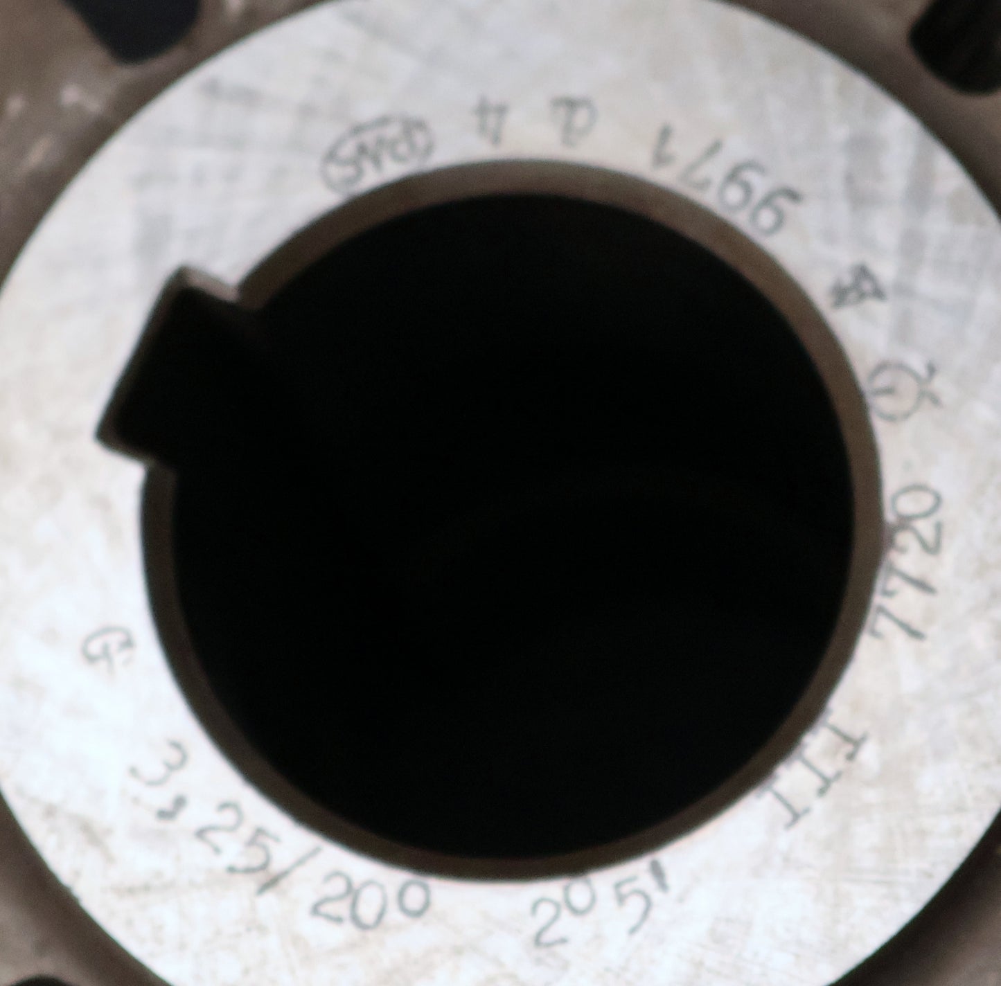 Bild des Artikels PWS-Zahnrad-Wälzfräser-gear-hob-m=-3,25mm-20°-EGW-Ø100x109xØ40mm-BPIII-1gg.-Re