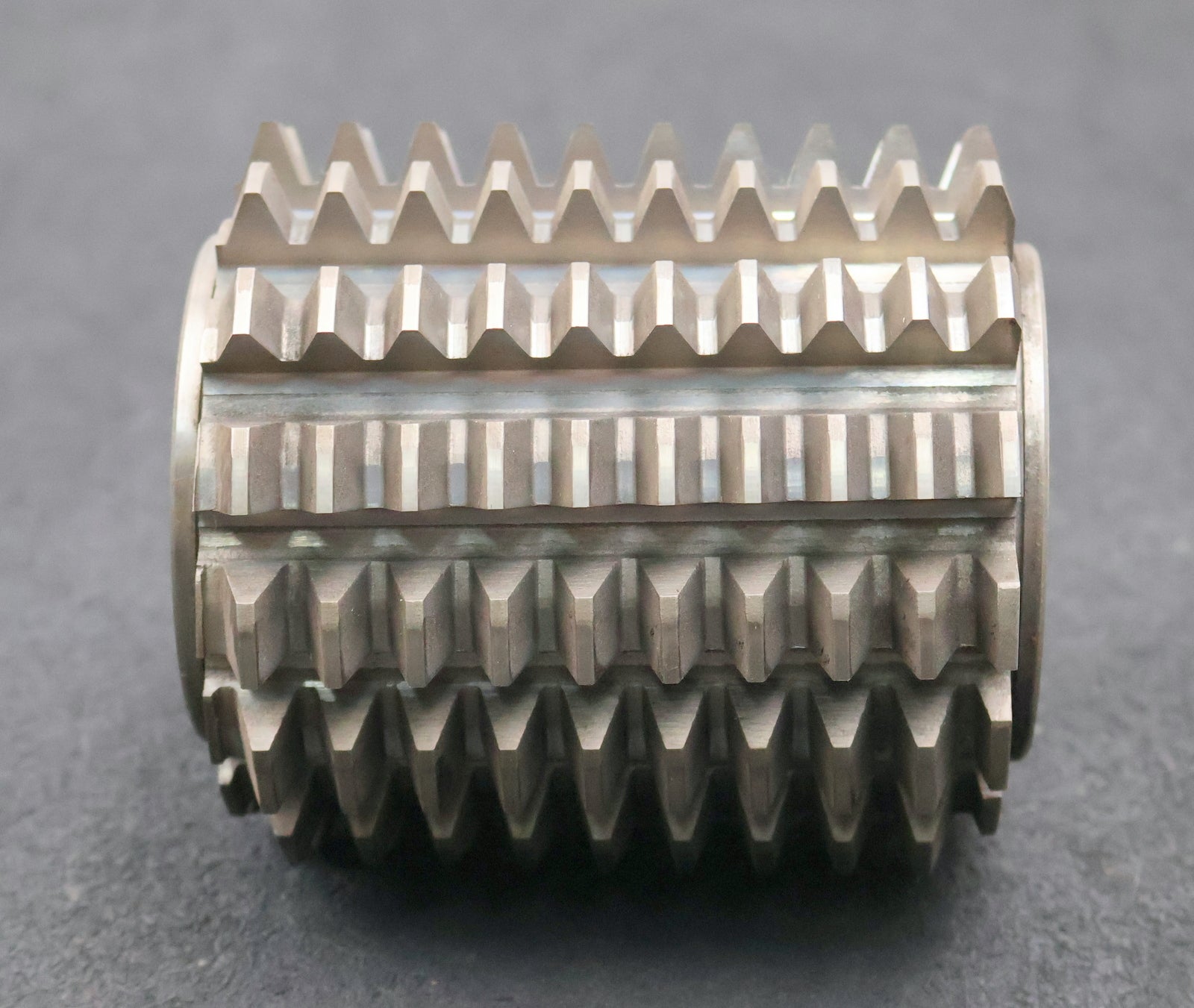 Bild des Artikels PWS-Zahnrad-Wälzfräser-gear-hob-m=-3,25mm-20°-EGW-Ø100x109xØ40mm-BPIII-1gg.-Re