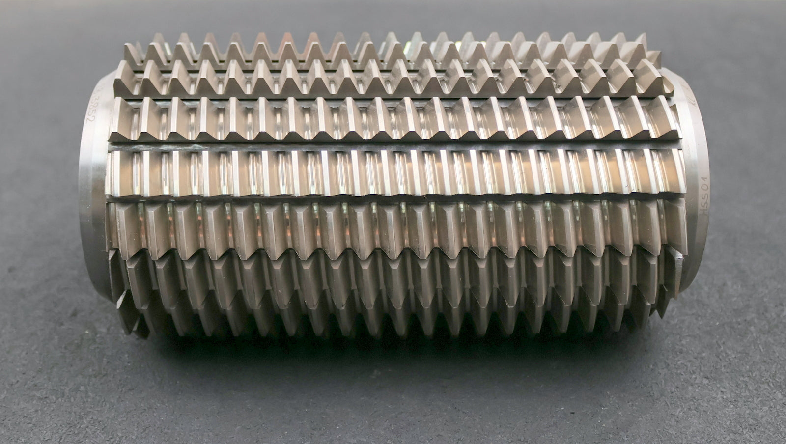 Bild des Artikels PWS-Zahnrad-Wälzfräser-gear-hob-m=-3mm-20°-EGW-Ø112x208xØ40mm-mit-LKN-BPIII