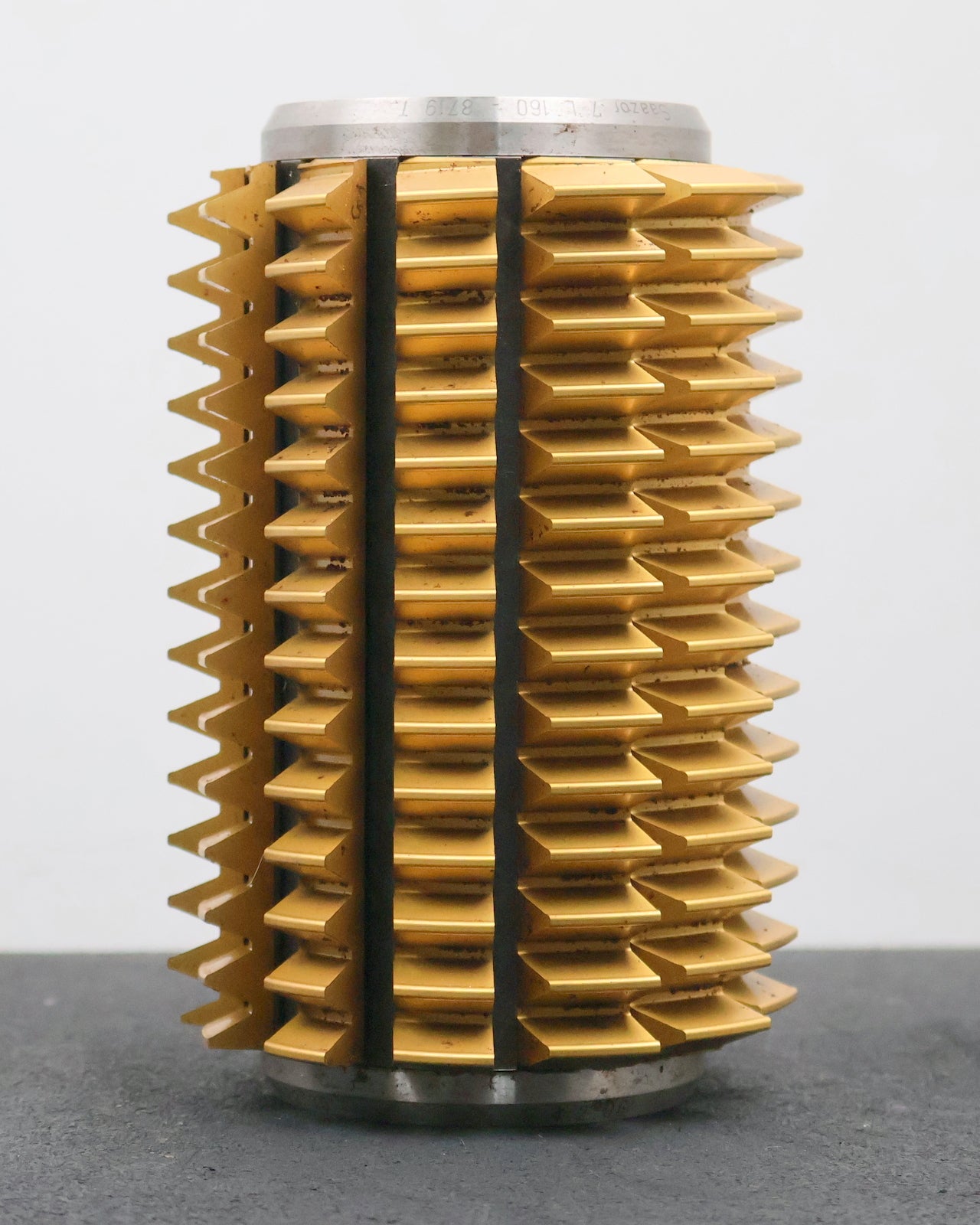 Bild des Artikels SAAZOR-Zahnrad-Wälzfräser-gear-hob-m=-3,628mm-22°30'-EGW-Ø117x178xØ32mm-mit-LKN