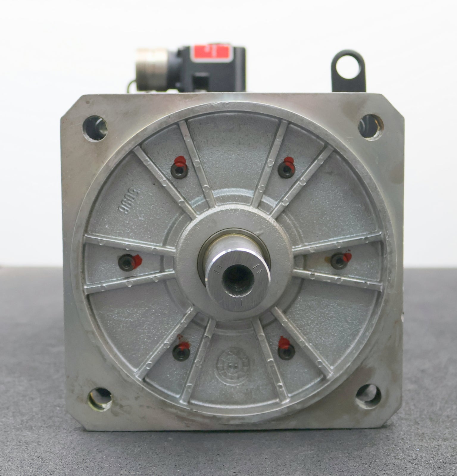 Bild des Artikels BAUMUELLER-Servo-Motor-Typ-DS-100-S-Nr.-303330-14kW-4000-U/min-540V-27A