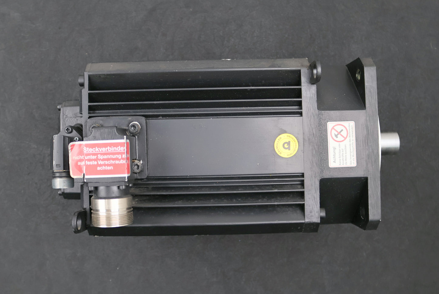 Bild des Artikels BAUMUELLER-Servo-Motor-Typ-DS-100-S-Nr.-303330-14kW-4000-U/min-540V-27A