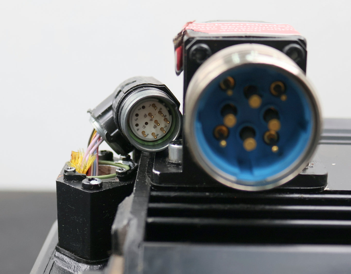 Bild des Artikels BAUMUELLER-Servo-Motor-Typ-DS-100-S-Art.Nr.-303330-14kW-4000-U/min-540V-27A