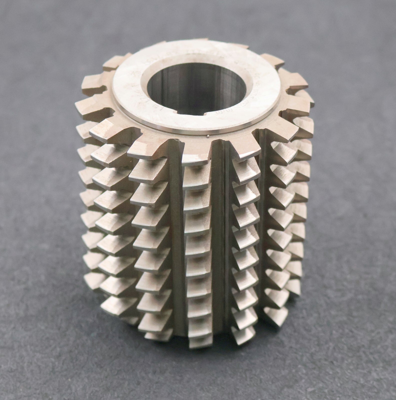 Bild des Artikels PWS-Zahnrad-Wälzfräser-gear-hob-m=-3,5mm-20°-EGW-Ø98x109xØ40mm-mit-LKN-BPIII