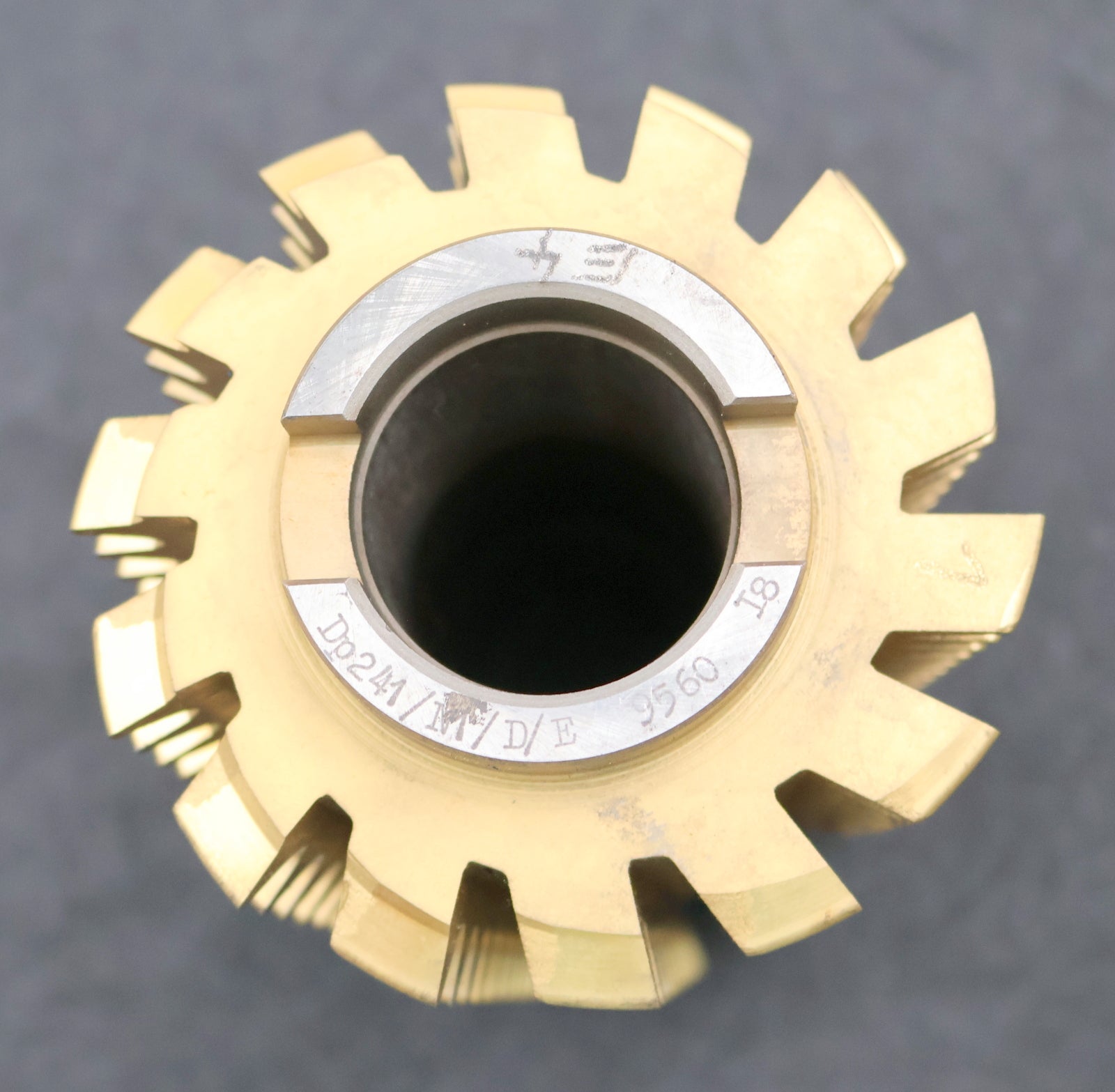 Bild des Artikels PWS-Zahnrad-Wälzfräser-gear-hob-m=-4,25mm-20°-EGW-Ø109x210xØ40mm-mit-Protuberanz