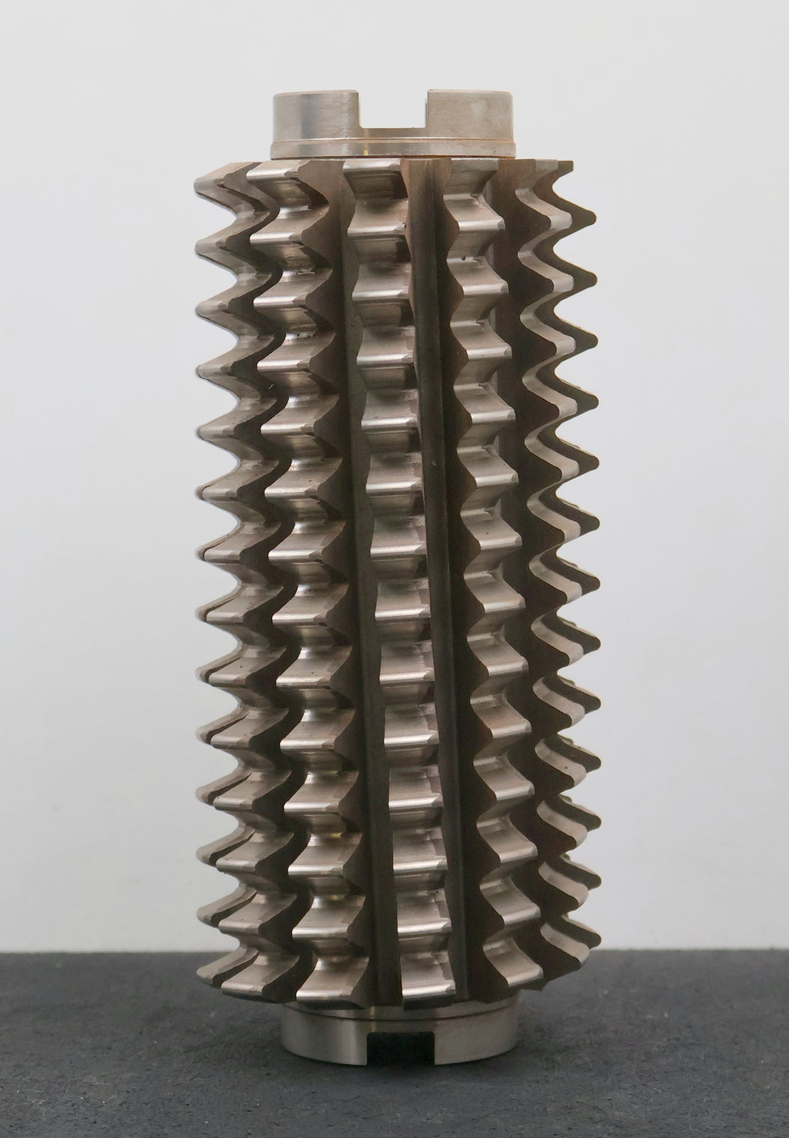 Bild des Artikels PWS-Zahnrad-Wälzfräser-gear-hob-m=-4,25mm-25°-EGW-Ø90x210xØ32mm-mit-Protuberanz