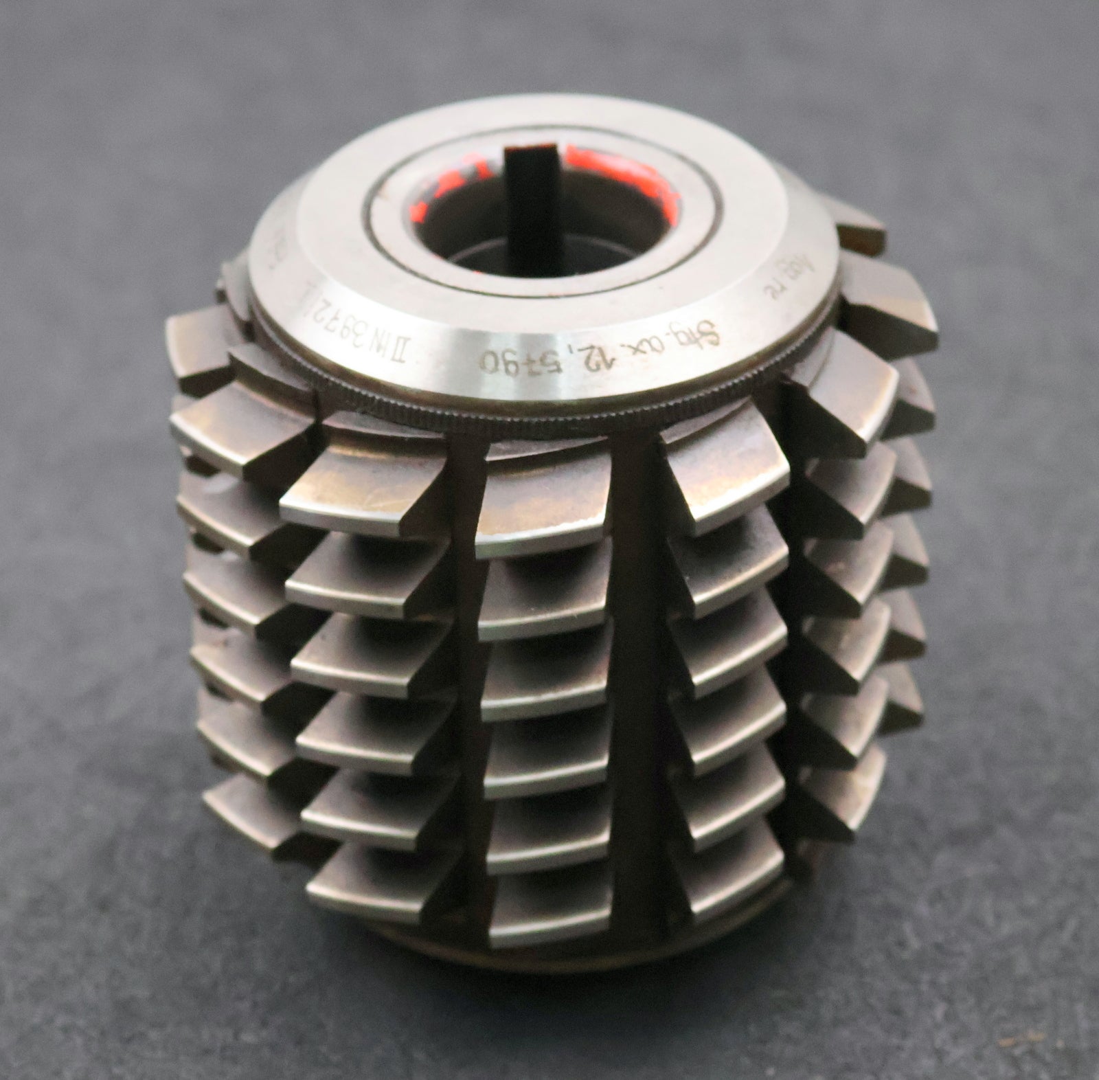Bild des Artikels SAAZOR-Zahnrad-Wälzfräser-gear-hob-m=-4mm-20°-EGW-Ø107x106xØ32mm-mit-LKN-BPI