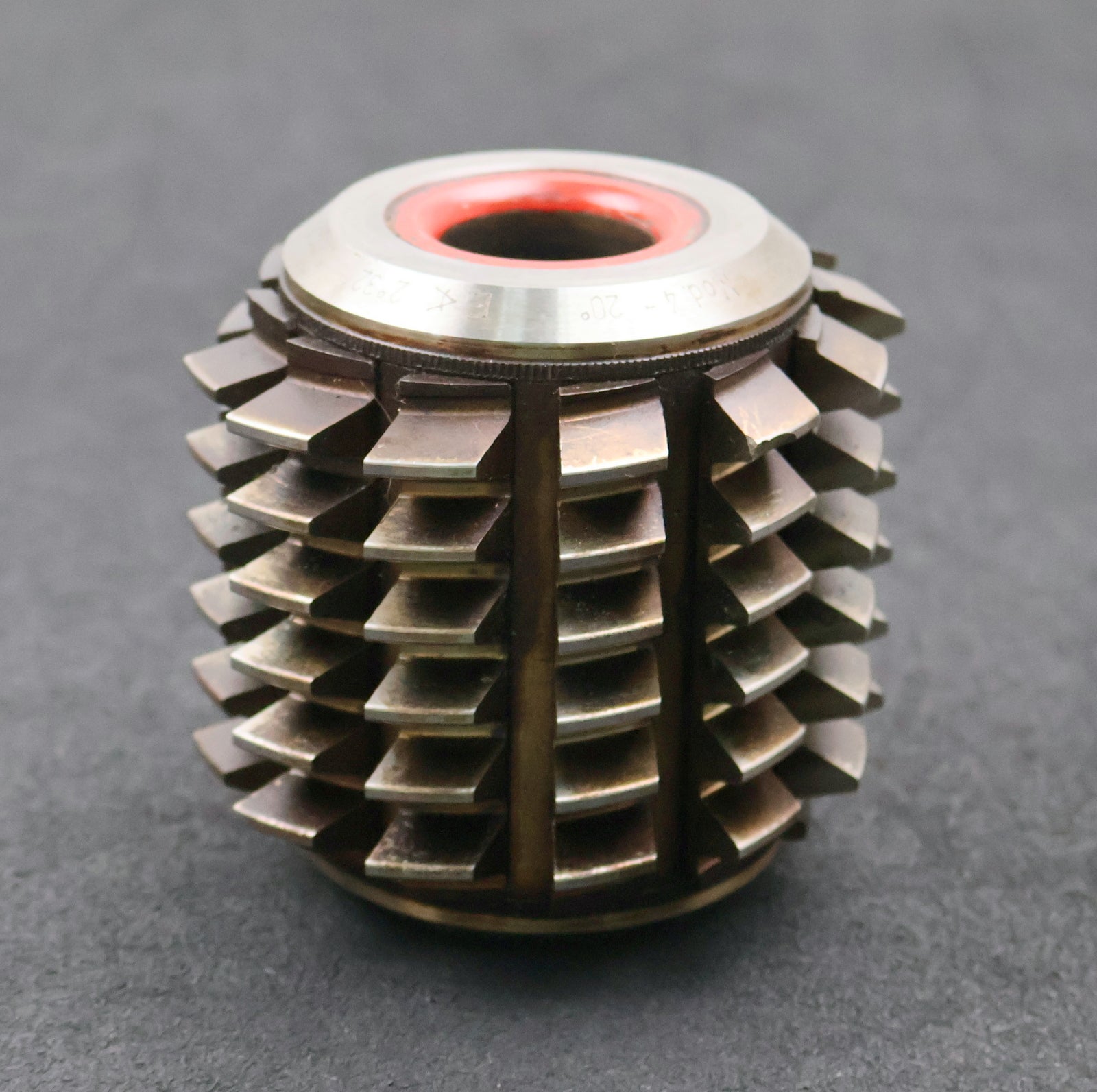 Bild des Artikels SAAZOR-Zahnrad-Wälzfräser-gear-hob-Vorfräser-m=-4mm-20°-EGW-Ø107x106xØ32mm