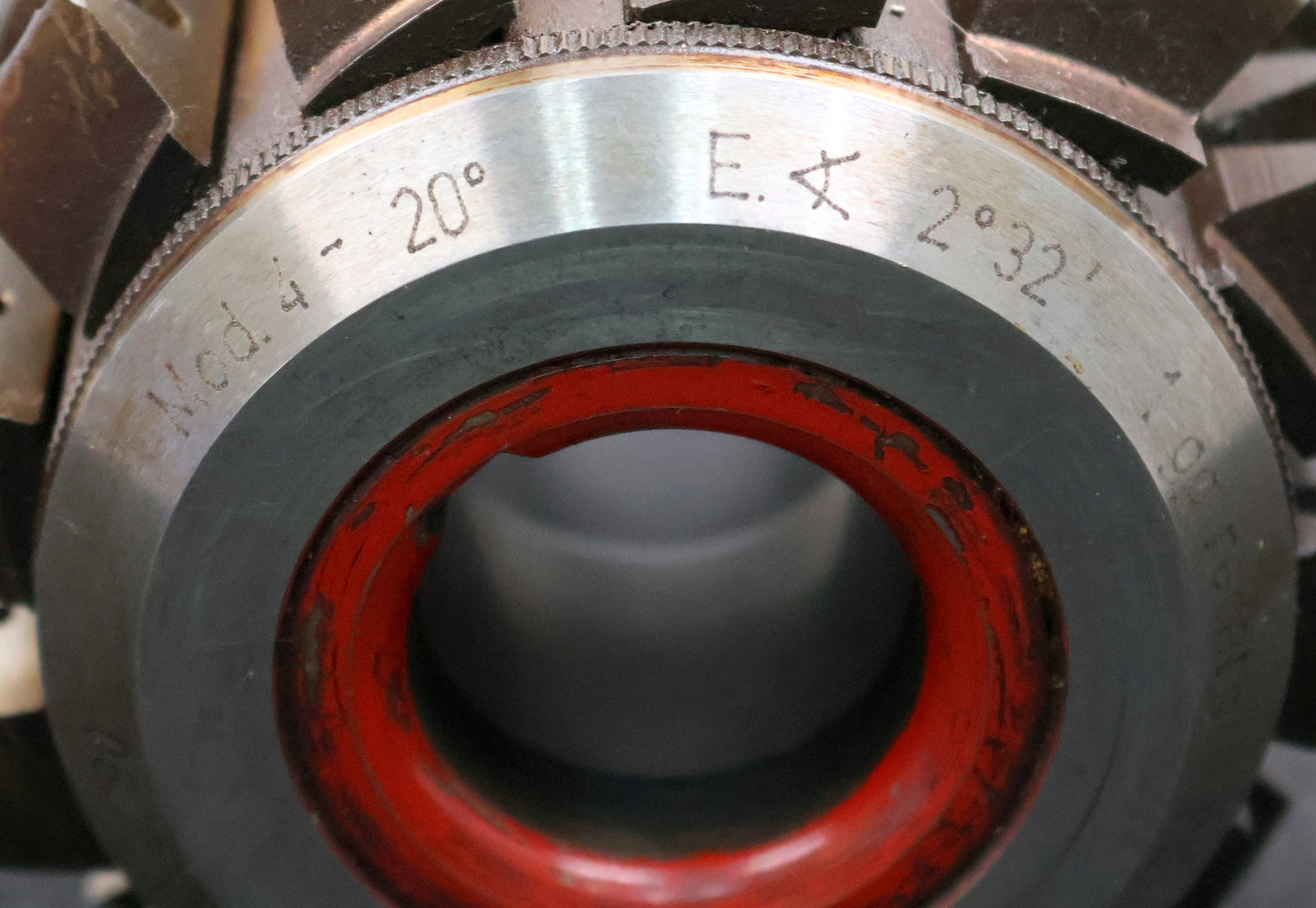 Bild des Artikels SAAZOR-Zahnrad-Wälzfräser-gear-hob-Vorfräser-m=-4mm-20°-EGW-Ø107x106xØ32mm