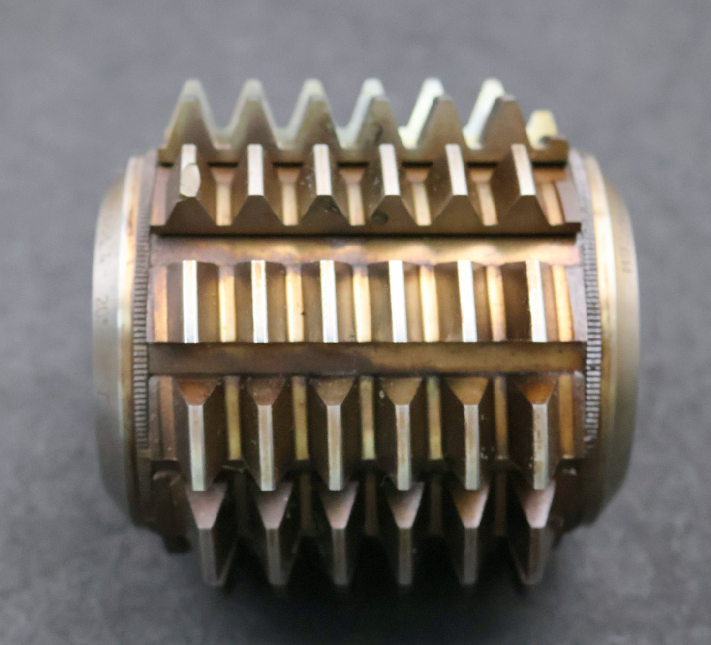 Bild des Artikels SAAZOR-Zahnrad-Wälzfräser-gear-hob-Vorfräser-m=-4mm-20°-EGW-Ø107x106xØ32mm