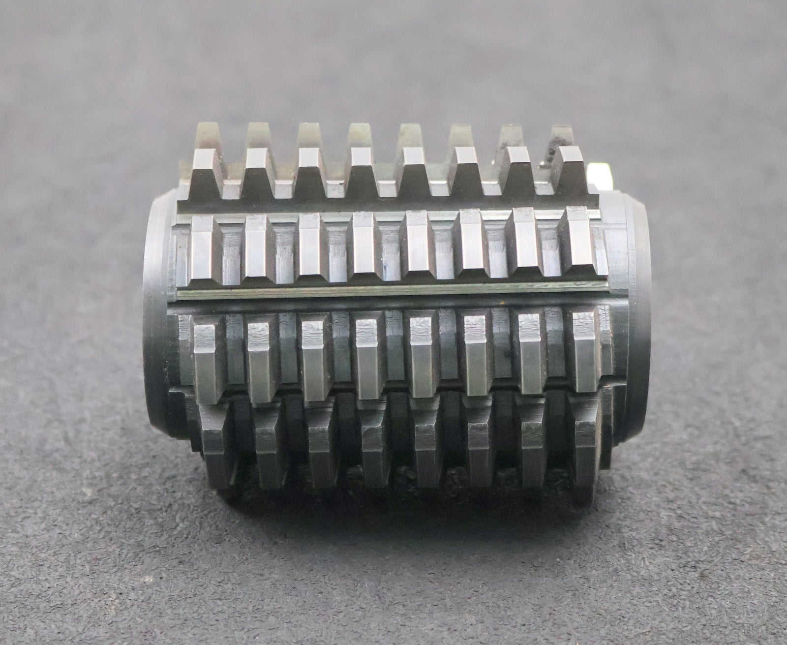 Bild des Artikels KL-Zahnrad-Wälzfräser-gear-hob-m=-3,5mm-10°-EGW-Ø84x106xØ32mm-mit-LKN