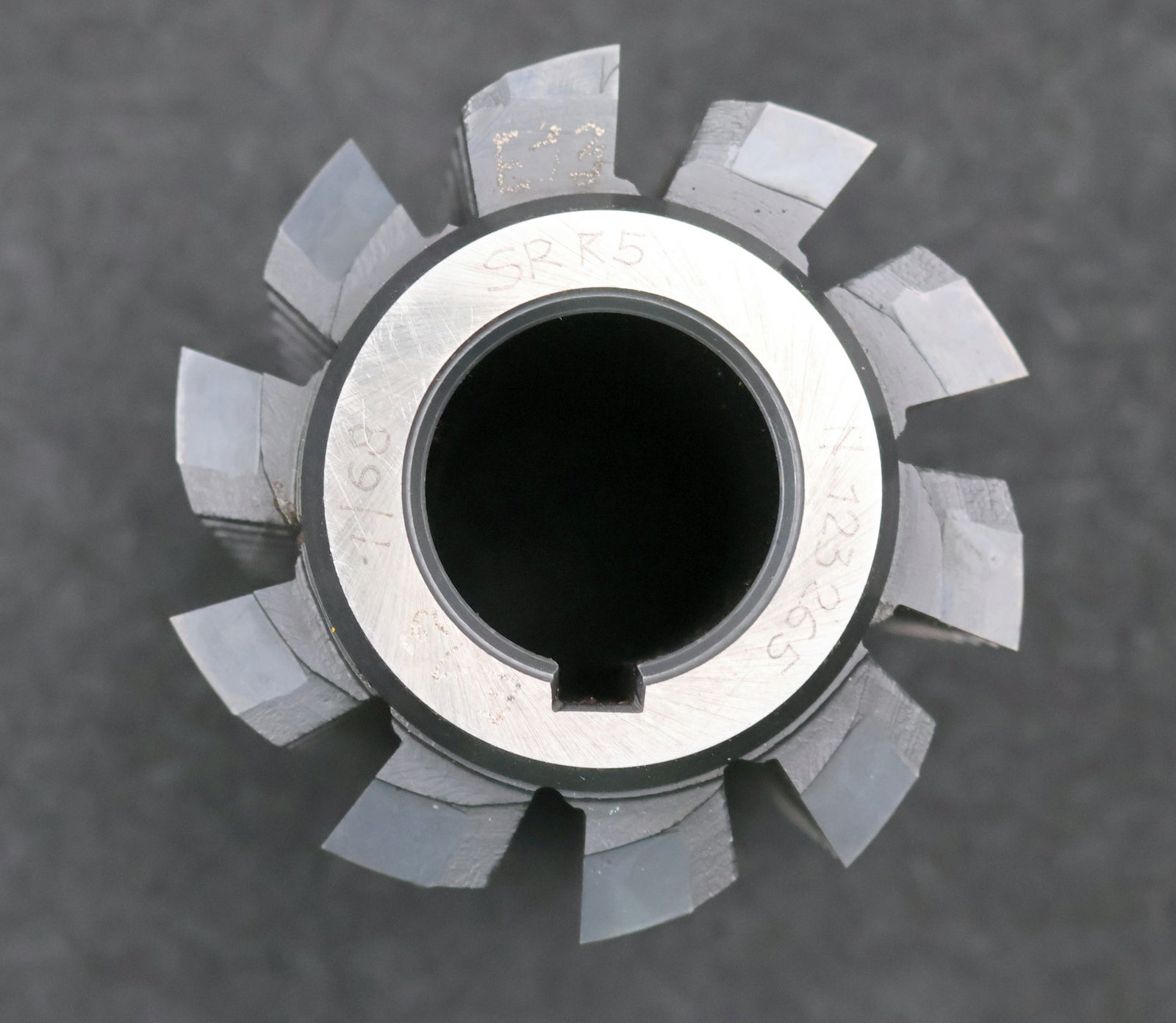 Bild des Artikels KL-Zahnrad-Wälzfräser-gear-hob-m=-3,5mm-10°-EGW-Ø84x106xØ32mm-mit-LKN