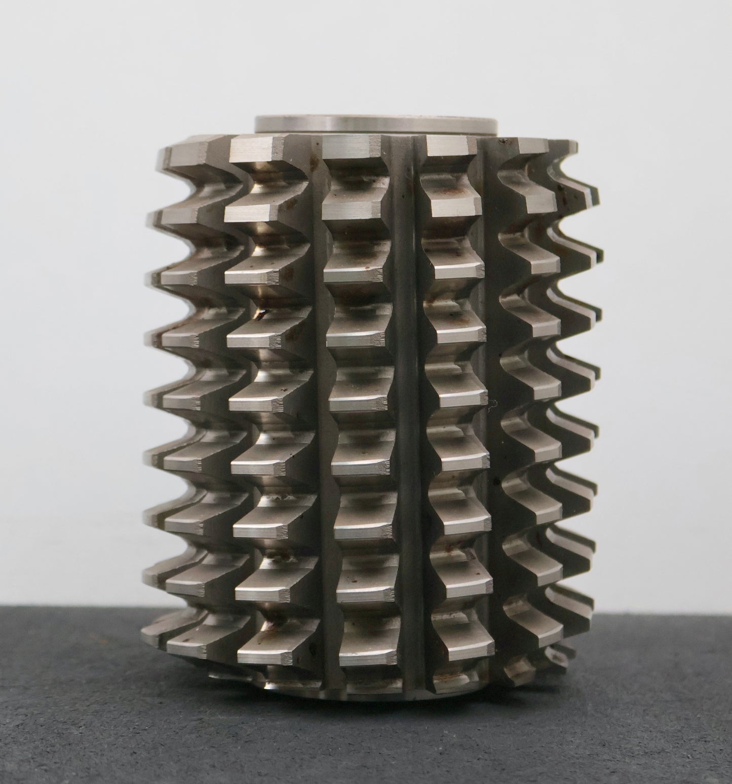Bild des Artikels PWS-Zahnrad-Wälzfräser-gear-hob-m=-4,5mm-20°-EGW-Ø107x136xØ40mm-mit-LKN-BPII