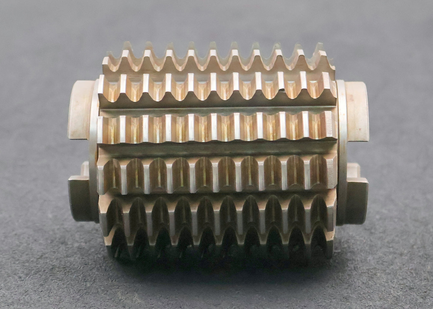 Bild des Artikels PWS-Zahnrad-Wälzfräser-gear-hob-m=-3mm-20°-EGW-Ø98x128xØ40mm-mit-Protuberanz