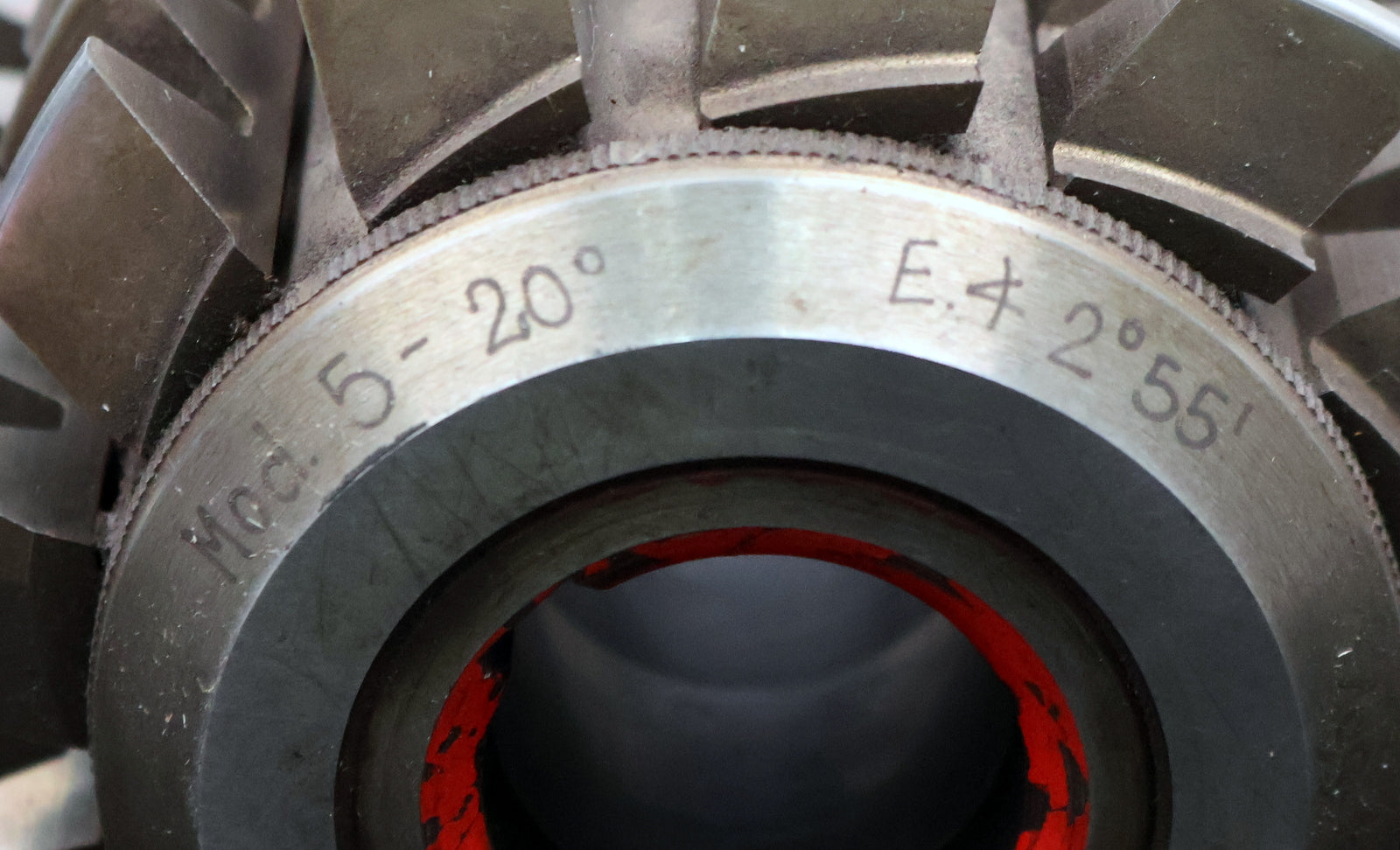 Bild des Artikels SAAZOR-Zahnrad-Wälzfräser-gear-hob-m=-5mm-20°-EGW-Ø114x106xØ32mm-mit-LKN-BPIII