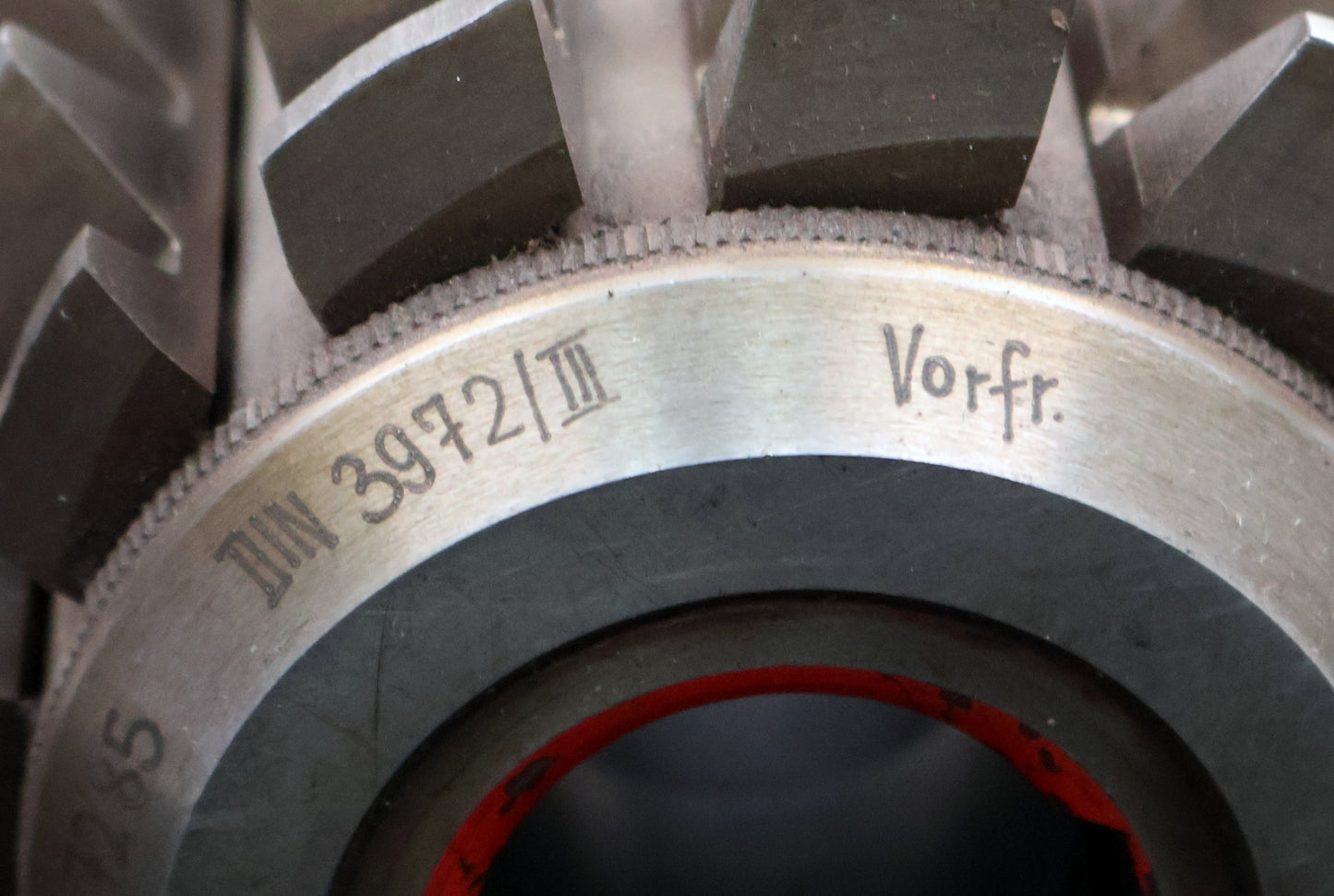 Bild des Artikels SAAZOR-Zahnrad-Wälzfräser-gear-hob-m=-5mm-20°-EGW-Ø114x106xØ32mm-mit-LKN-BPIII