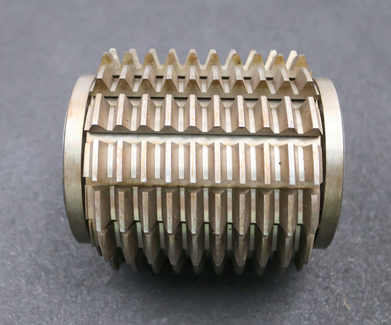 Bild des Artikels FETTE-Zahnrad-Wälzfräser-gear-hob-m=-3,5mm-20°-EGW-Ø122x136xØ40mm-mit-LKN-BPII