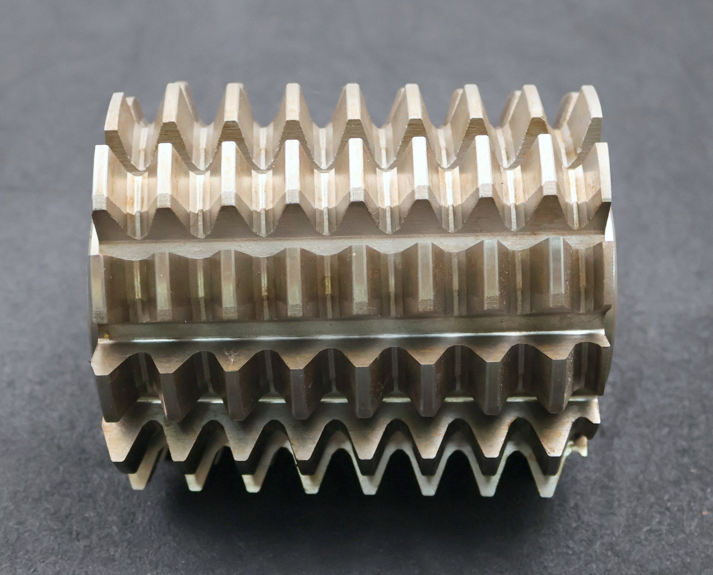 Bild des Artikels PWS-Zahnrad-Wälzfräser-gear-hob-m=-5,5mm-20°-EGW-Ø125x151xØ40mm-mit-LKN-BPIII