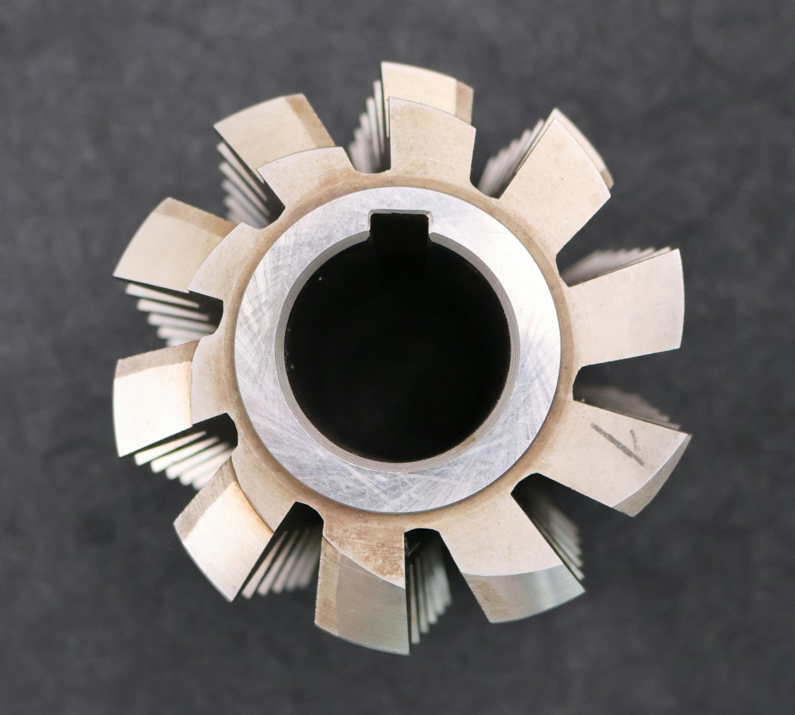 Bild des Artikels PWS-Zahnrad-Wälzfräser-gear-hob-m=-6,5mm-20°-EGW-Ø106x135xØ40mm-mit-LKN-BPII