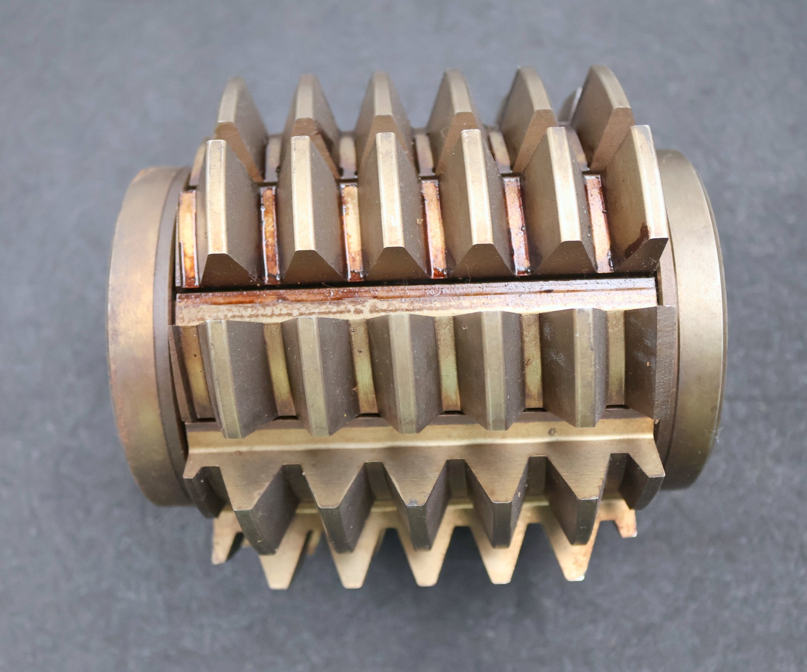 Bild des Artikels PWS-Zahnrad-Wälzfräser-gear-hob-m=-6mm-20°-EGW-Ø139x146xØ40mm-mit-LKN-BPII