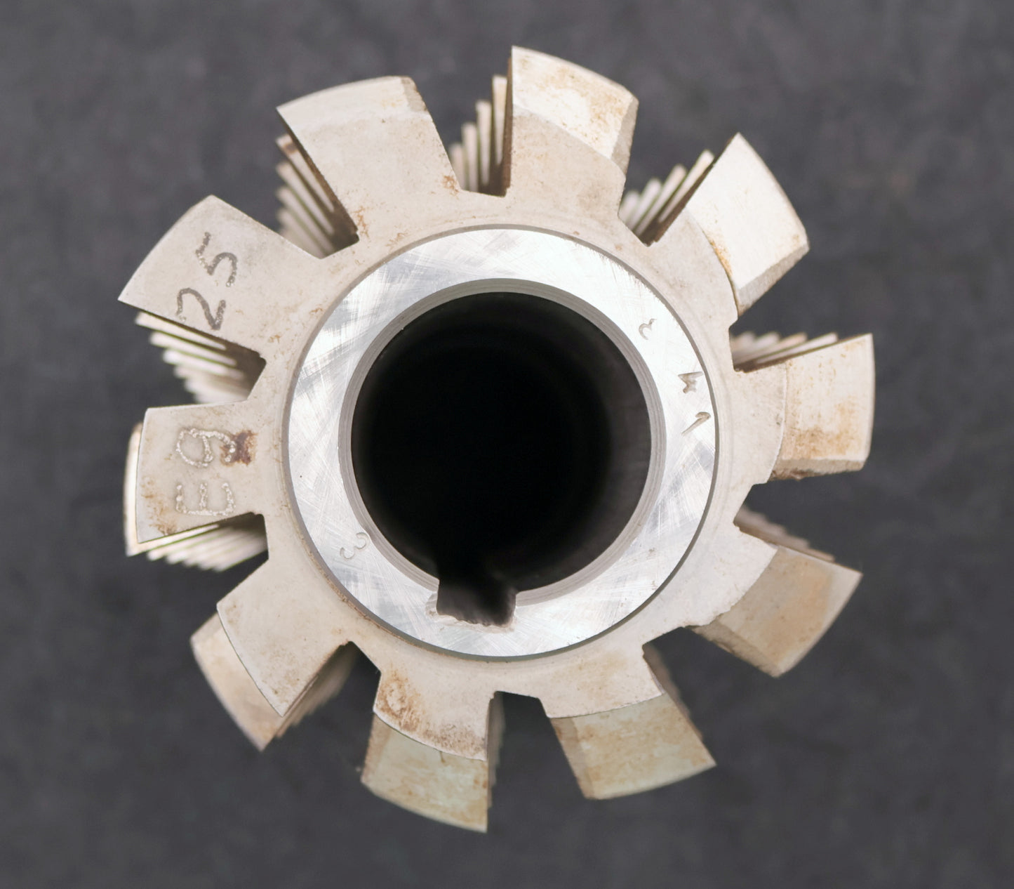 Bild des Artikels PWS-Zahnrad-Wälzfräser-gear-hob-m=-6mm-20°-EGW-Ø110x135xØ40mm-mit-LKN-BPIII