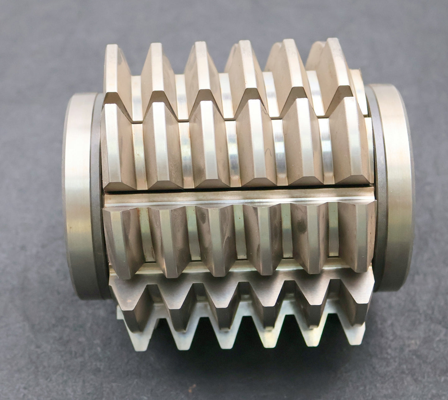 Bild des Artikels PWS-Zahnrad-Wälzfräser-gear-hob-m=-6mm-20°-EGW-Ø139x146xØ40mm-mit-LKN-BPI