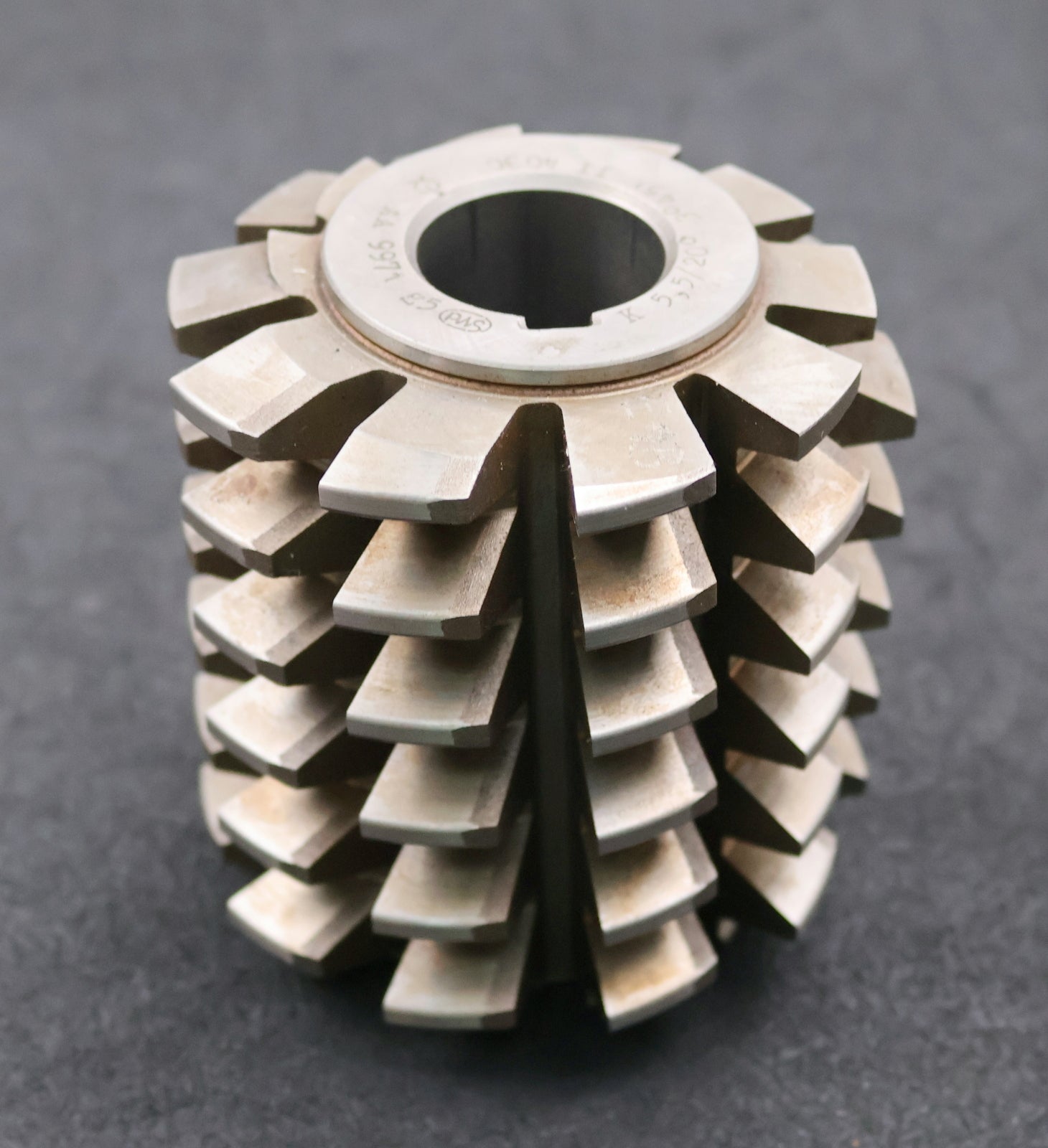Bild des Artikels PWS-Zahnrad-Wälzfräser-gear-hob-m=-5,5mm-20°-EGW-Ø100x110xØ32mm-mit-LKN-BPII