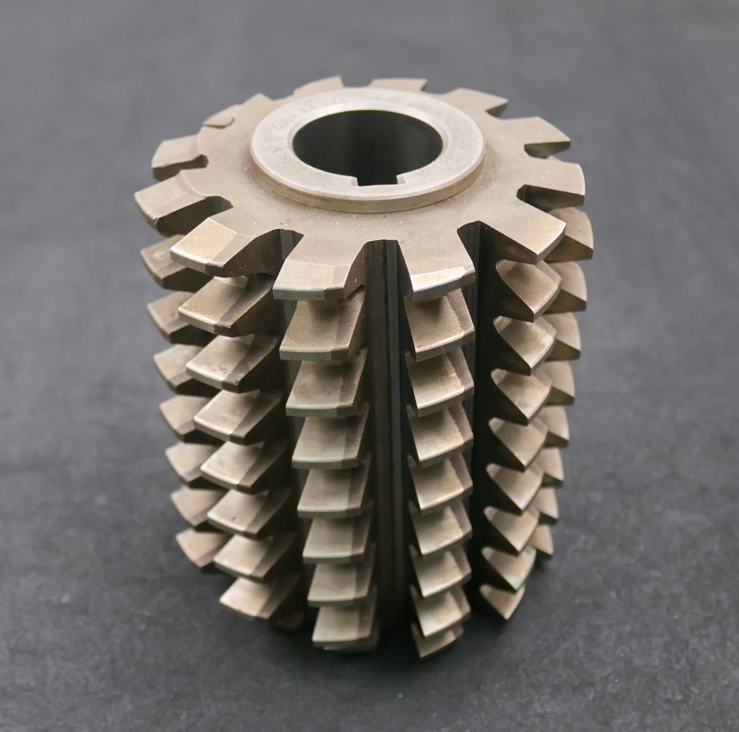 Bild des Artikels PWS-Zahnrad-Wälzfräser-gear-hob-m=-5,5mm-20°-EGW-Ø125x152xØ40mm-mit-LKN-BPIII