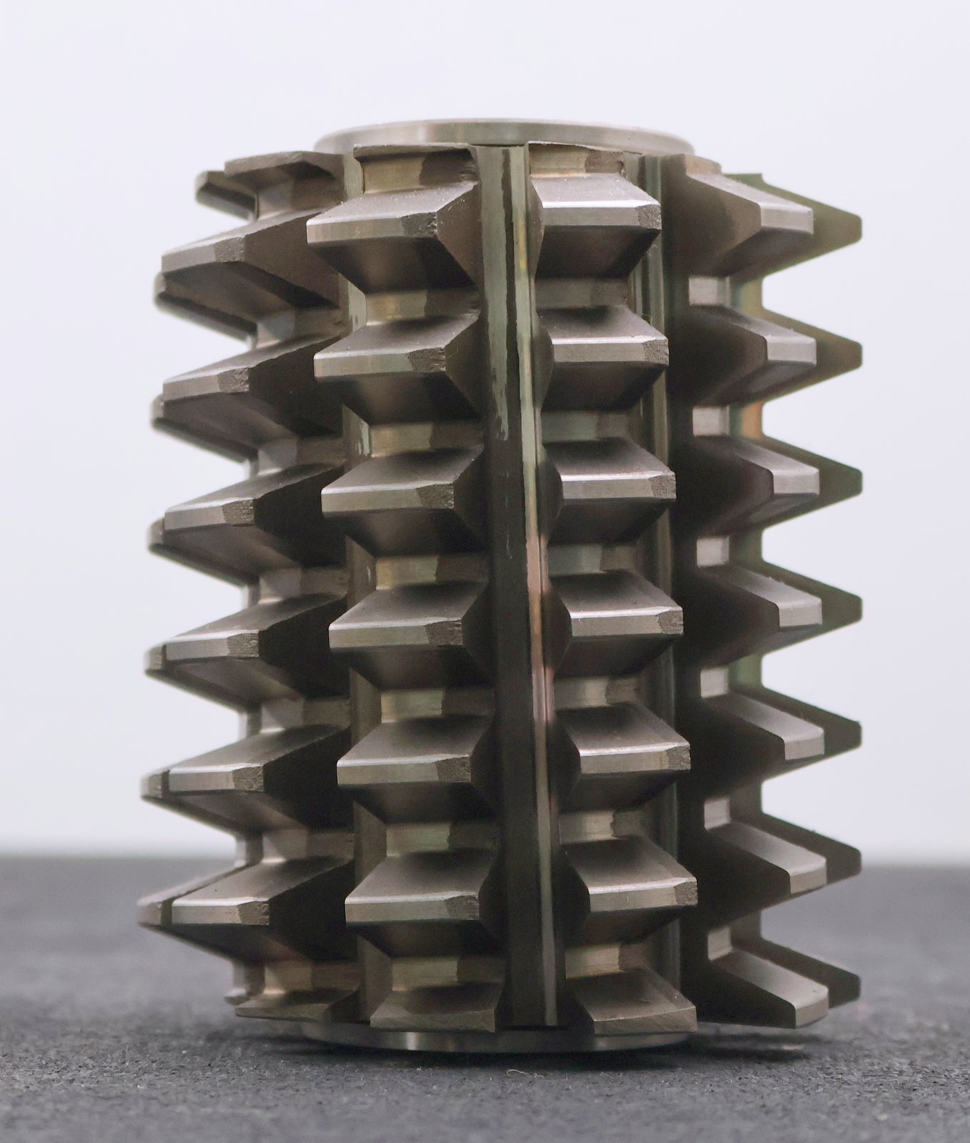 Bild des Artikels PWS-Zahnrad-Wälzfräser-gear-hob-m=-6mm-20°-EGW-Ø109x135xØ40mm-mit-LKN-BPIII