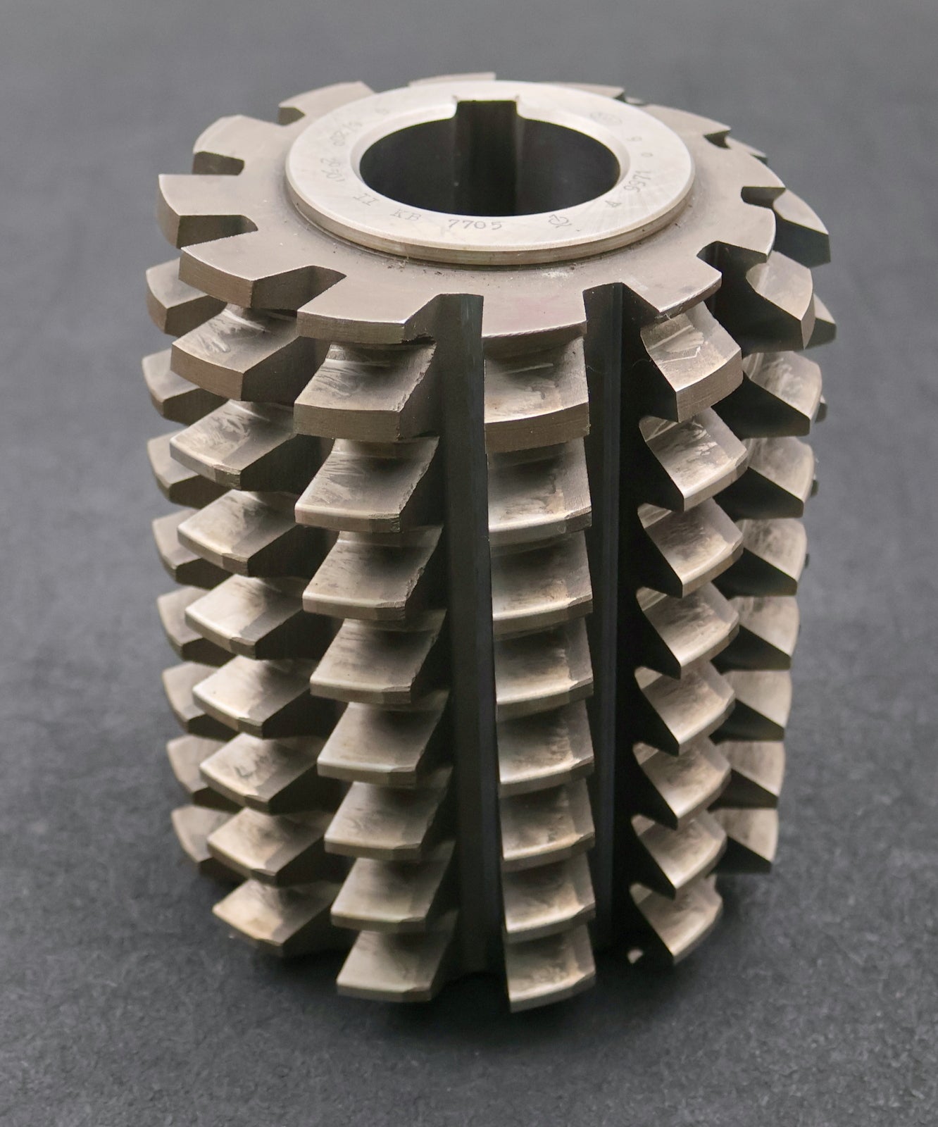 Bild des Artikels PWS-Zahnrad-Wälzfräser-gear-hob-m=-6mm-20°-EGW-Ø132x170xØ50mm-mit-LKN-BPII