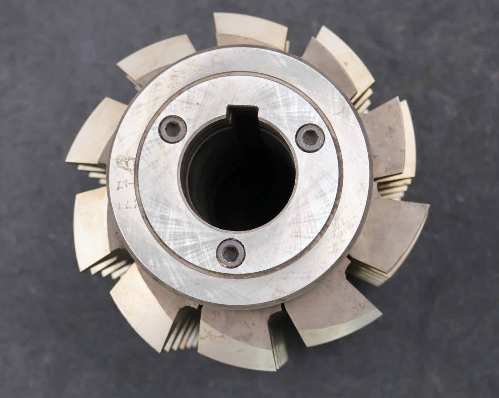 Bild des Artikels PWS-Zahnrad-Wälzfräser-gear-hob-m=-6mm-20°-EGW-Ø137x146xØ40mm-mit-LKN-BPII