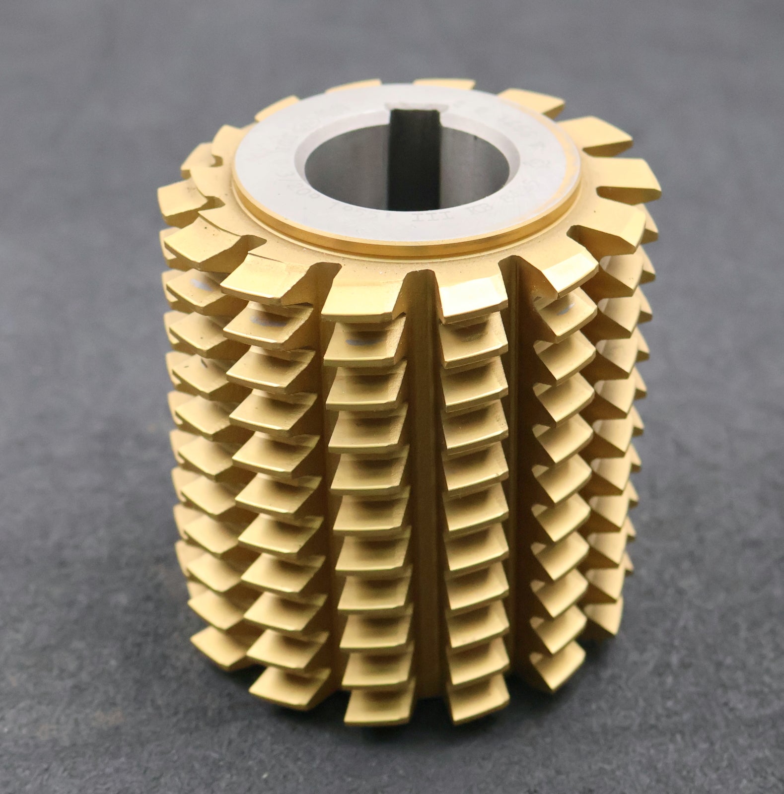Bild des Artikels PWS-Zahnrad-Wälzfräser-gear-hob-m=-3mm-20°-EGW-Ø98x110xØ40mm-mit-LKN-BPIII