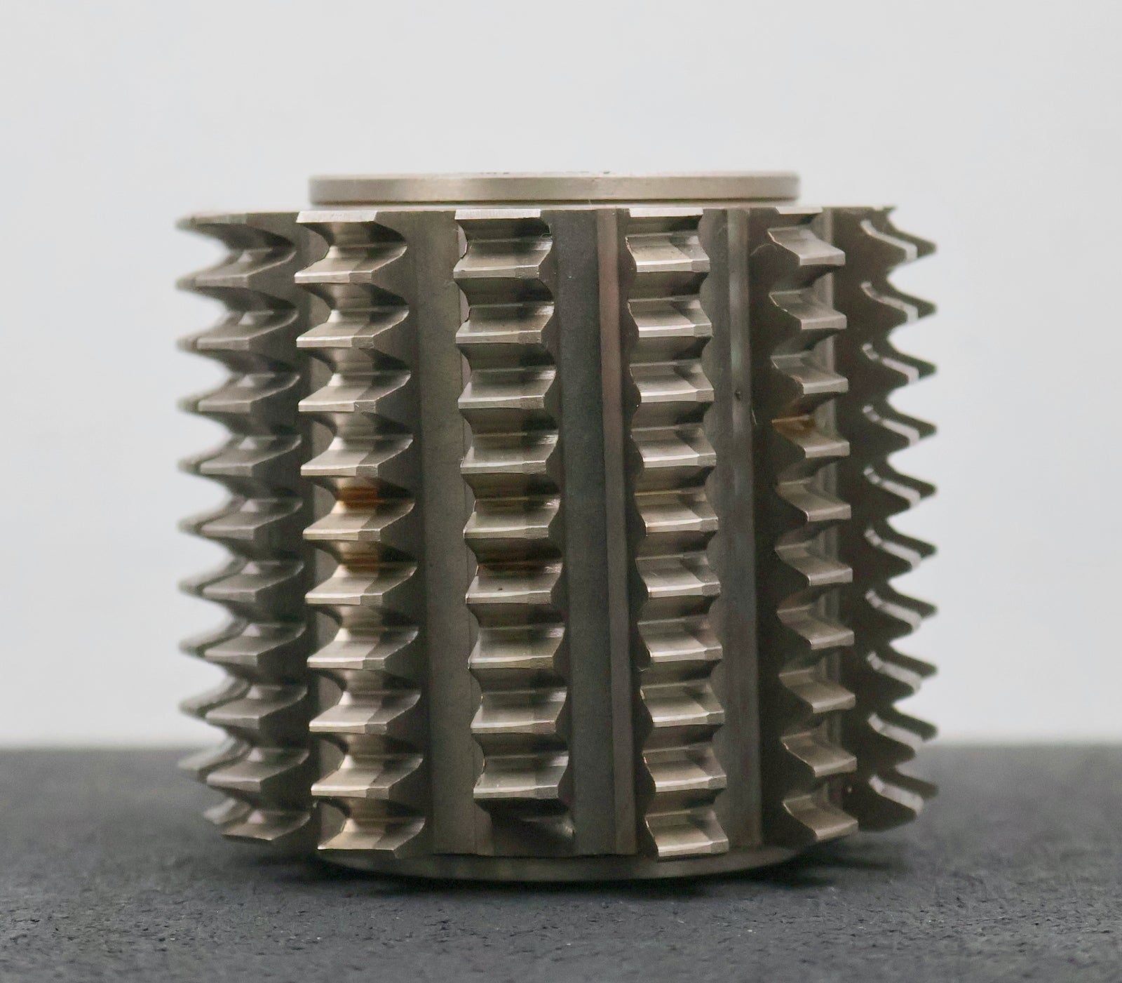 Bild des Artikels PWS-Zahnrad-Wälzfräser-gear-hob-m=-2mm-20°-EGW-Ø80x72xØ32mm-mit-LKN-BPIII