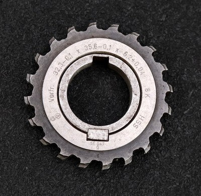 Keilwellen-Formfräser 8 Keile 32,3-0,1x35,6-0,1x6,2+0,04mm mit Höcker Vorfräser