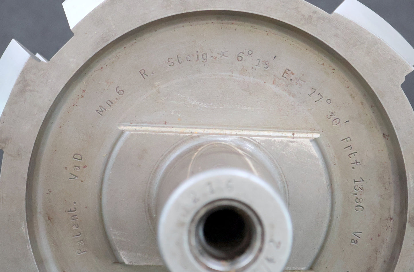 KLINGELNBERG Palloid-Wälzfräser m= 6,0 17°30' EGW Zahnform III 1-gg. Re