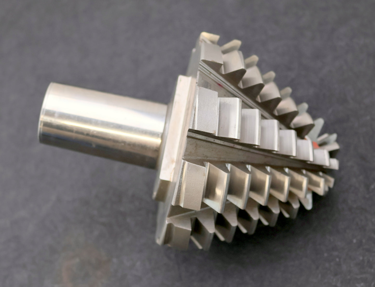KLINGELNBERG Palloid-Wälzfräser m= 5,0 20° EGW Zahnform I 1-gg. Re. Rest 85%