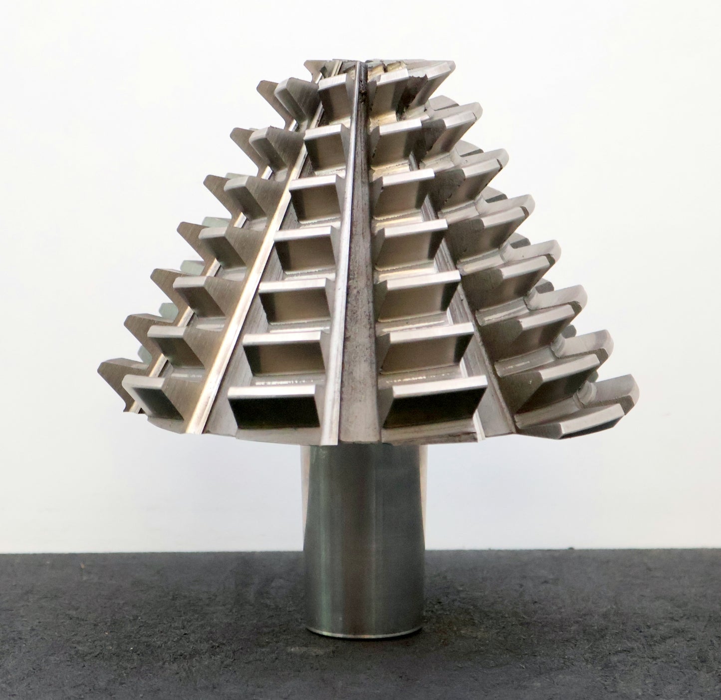 KLINGELNBERG Palloid-Wälzfräser m= 6,0 17°30' EGW Zahnform III 1-gängig Re