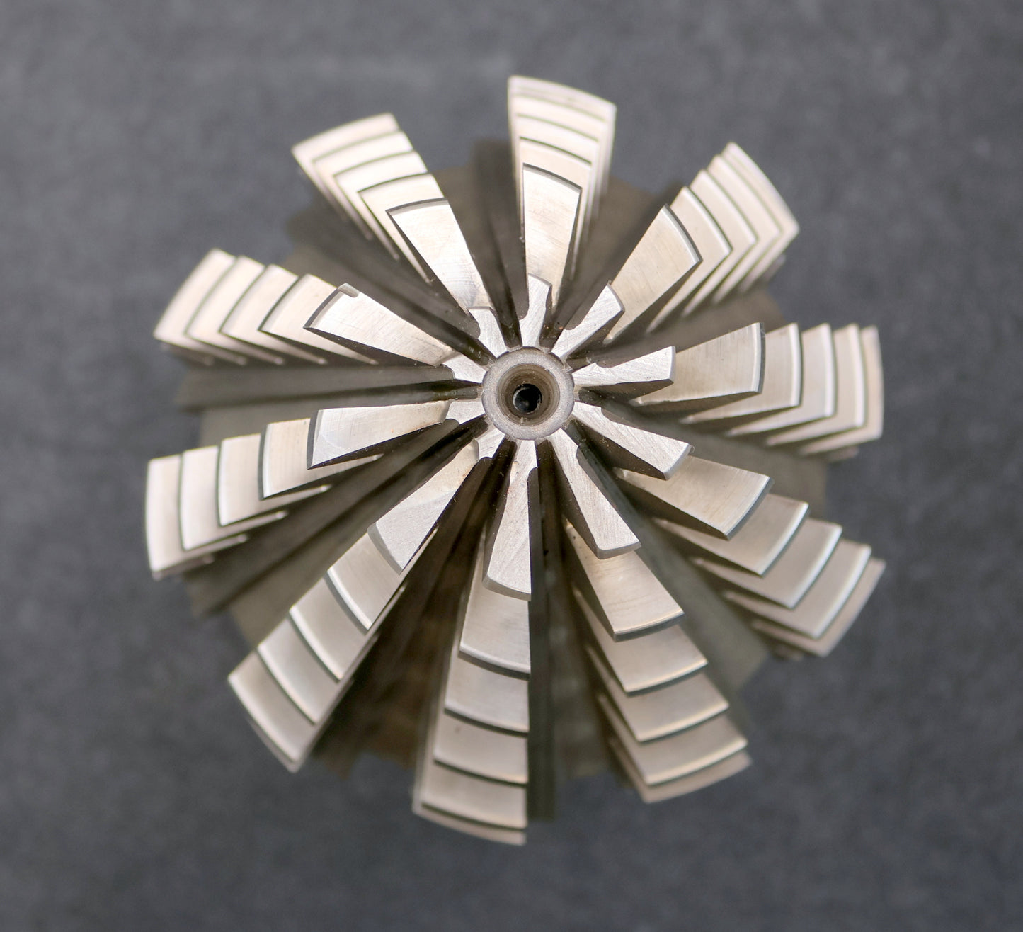 KLINGELNBERG Palloid-Wälzfräser m= 6,0 20° EGW Zahnform I 1-gg. Re.
