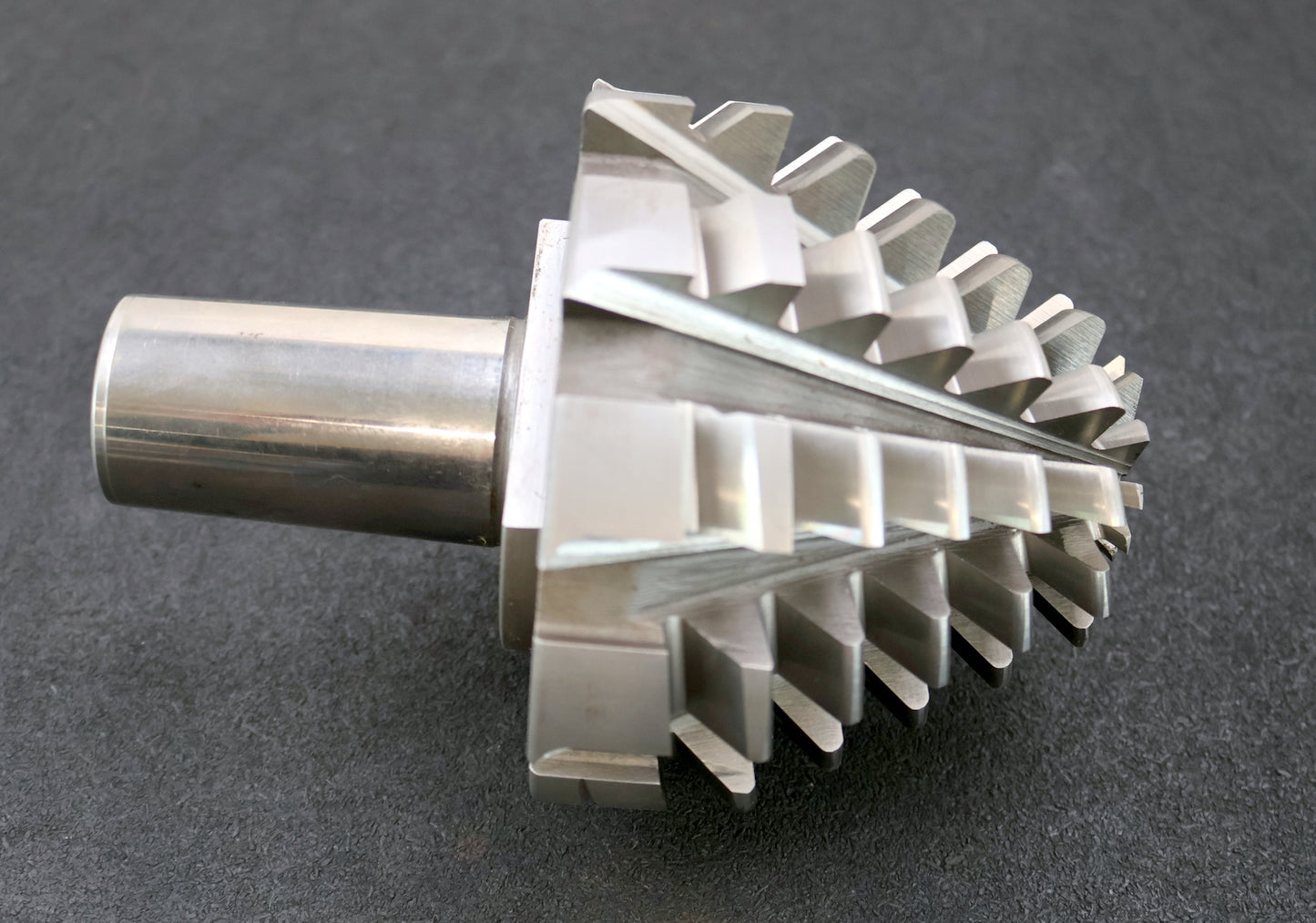 KLINGELNBERG Palloid-Wälzfräser m= 6,0 20° EGW 1-gg Rechts Zahnform I